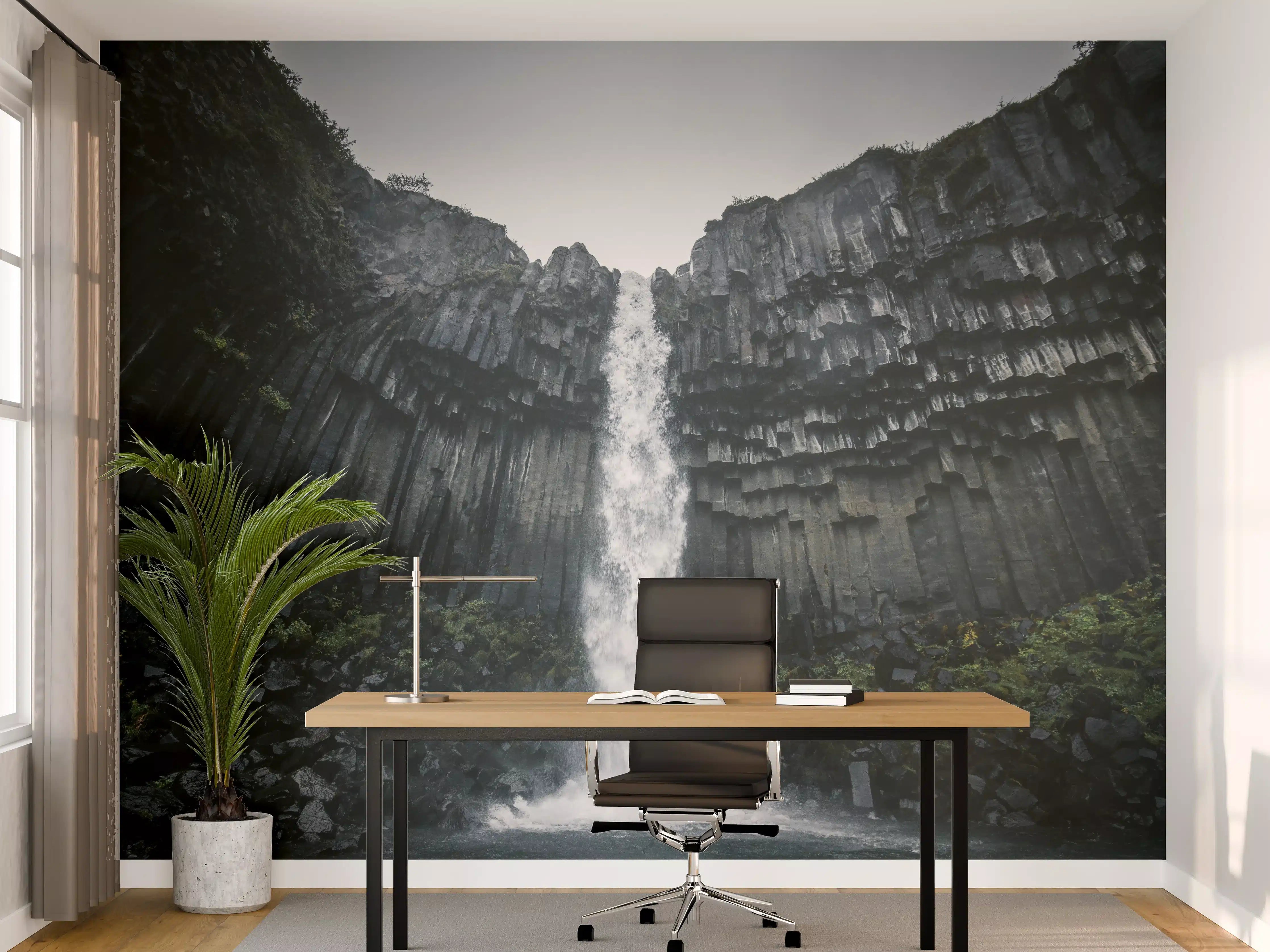 Büro Wandgestaltung - Beeindruckender Svartifoss Wasserfall