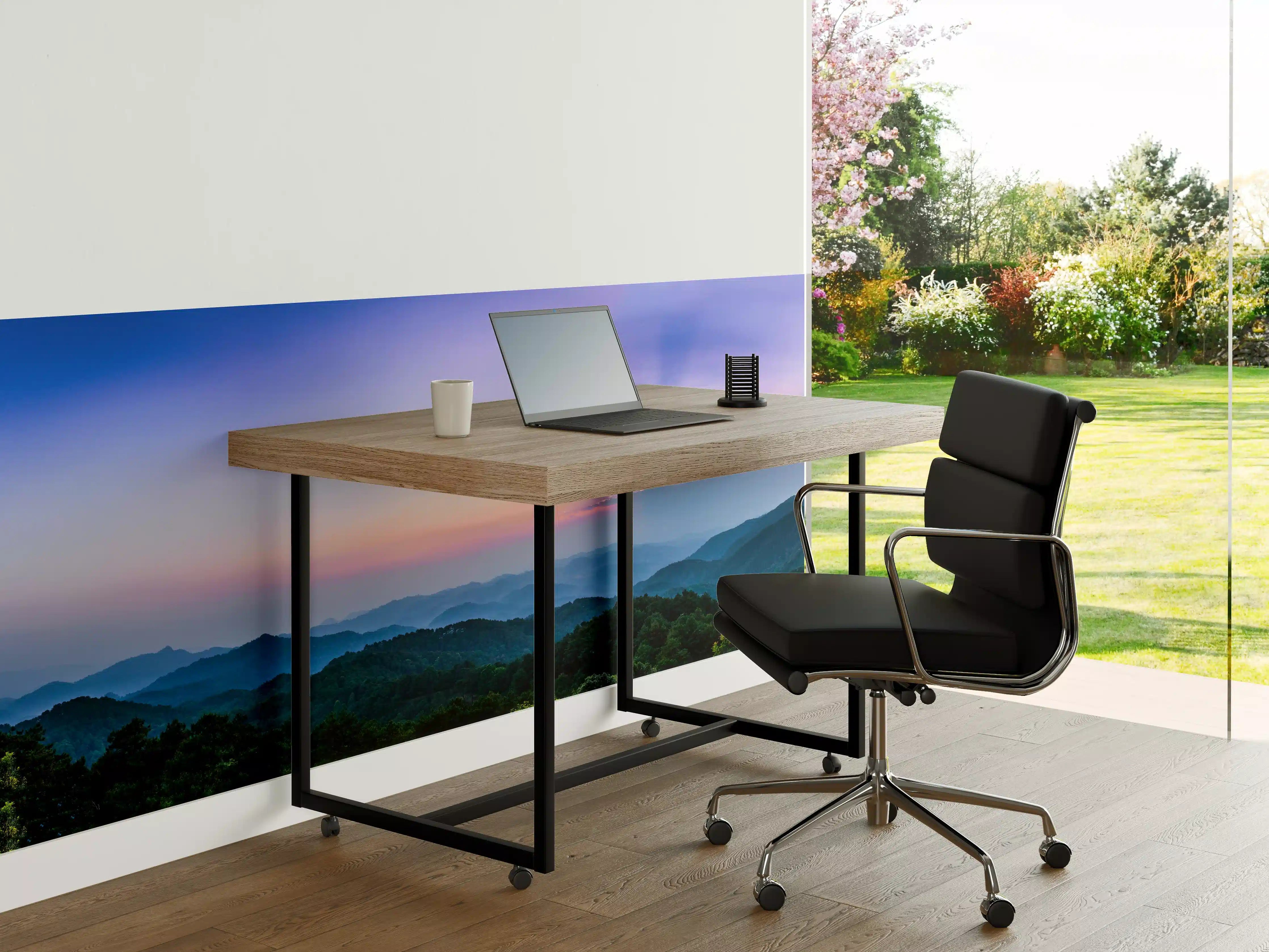 Büro Wandgestaltung - Bergblick mit Sonnenstrahl