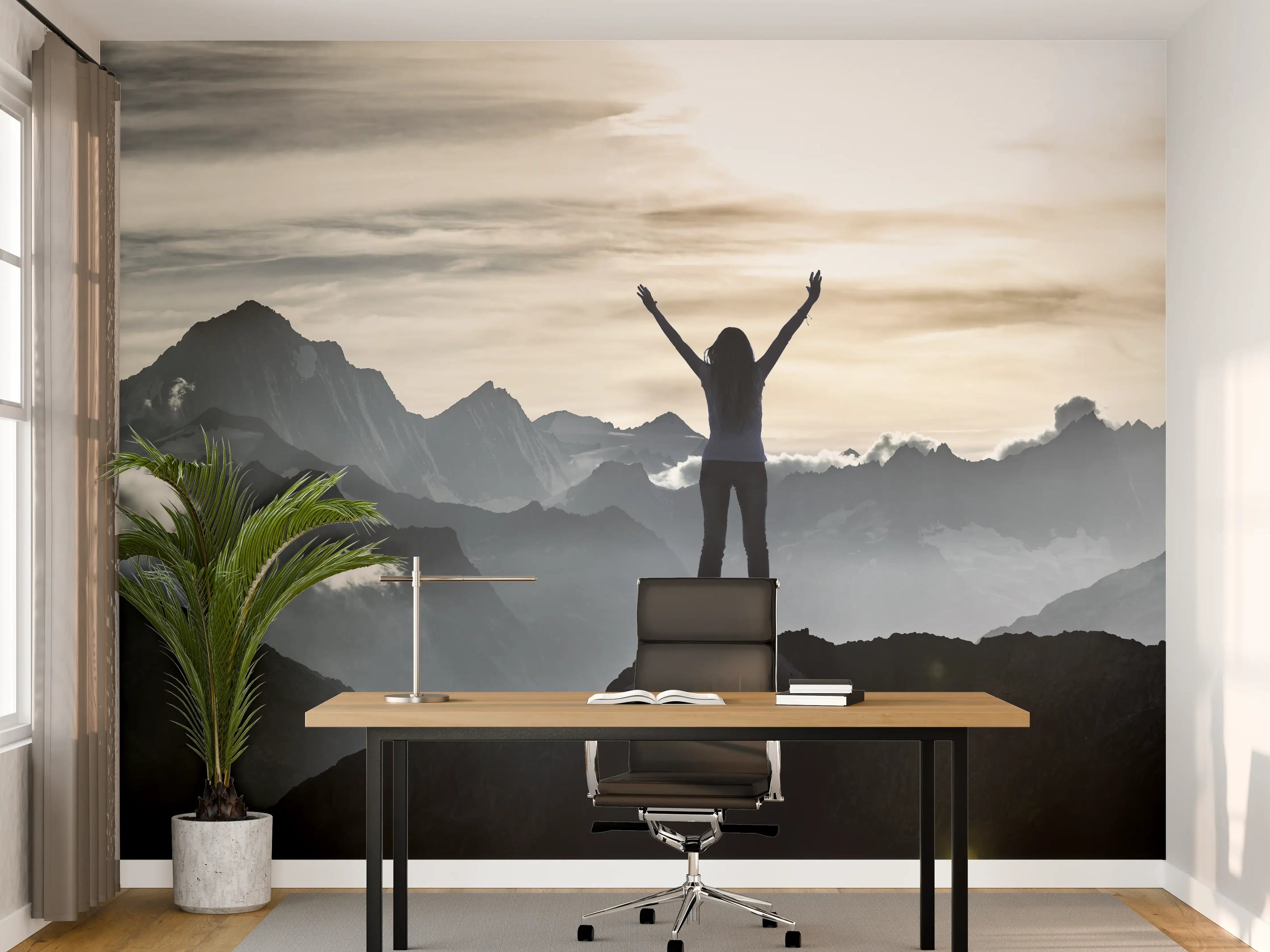 Büro Wandgestaltung - Bergsteigerin am Gipfel