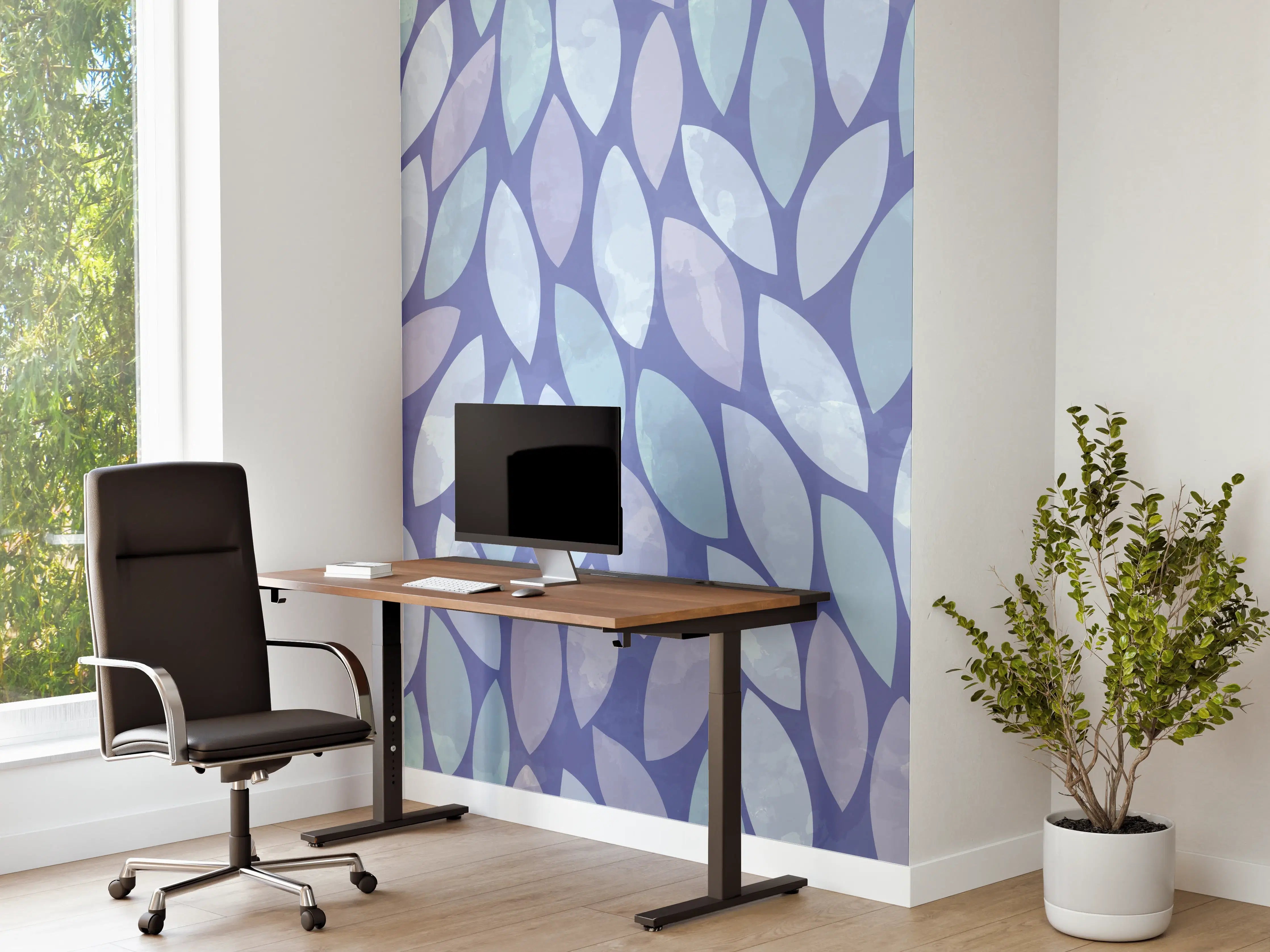 Büro Wandgestaltung - Blau-Lila Blumenmotive mit Grautönen