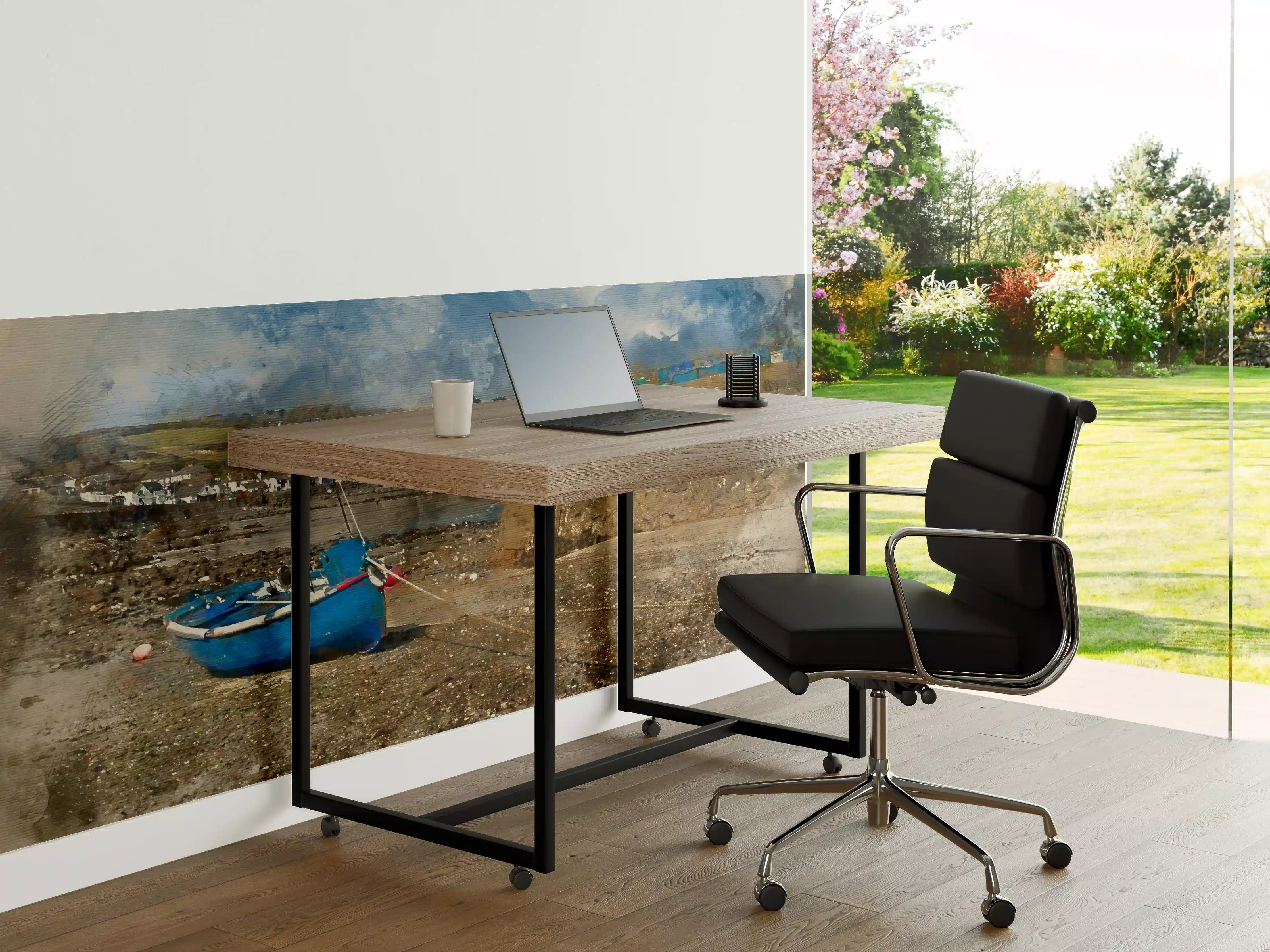 Büro Wandgestaltung - Blaue Segeljolle am Hafen