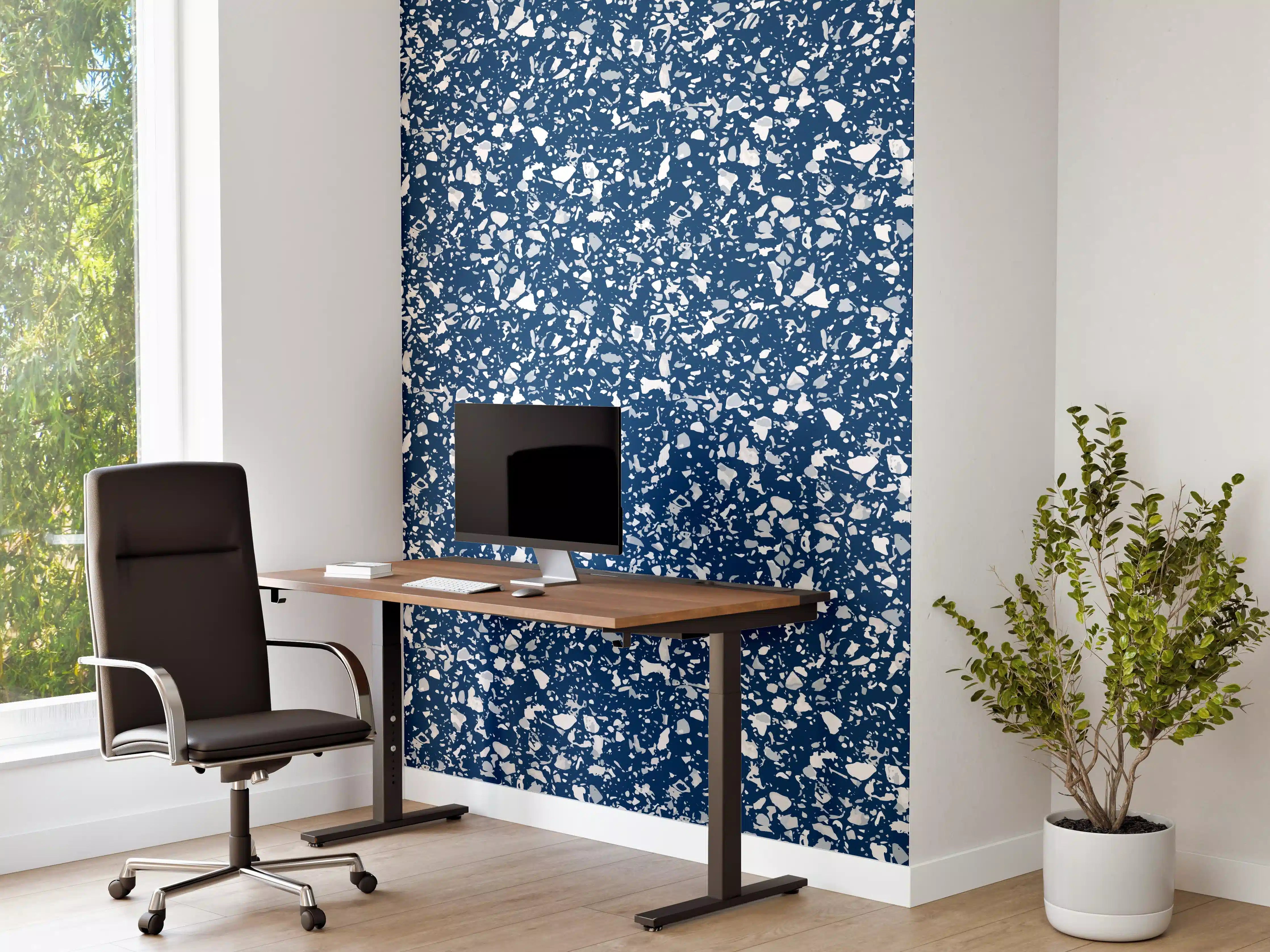 Büro Wandgestaltung - Blaues Terrazzo mit dunklen Steinoptiken
