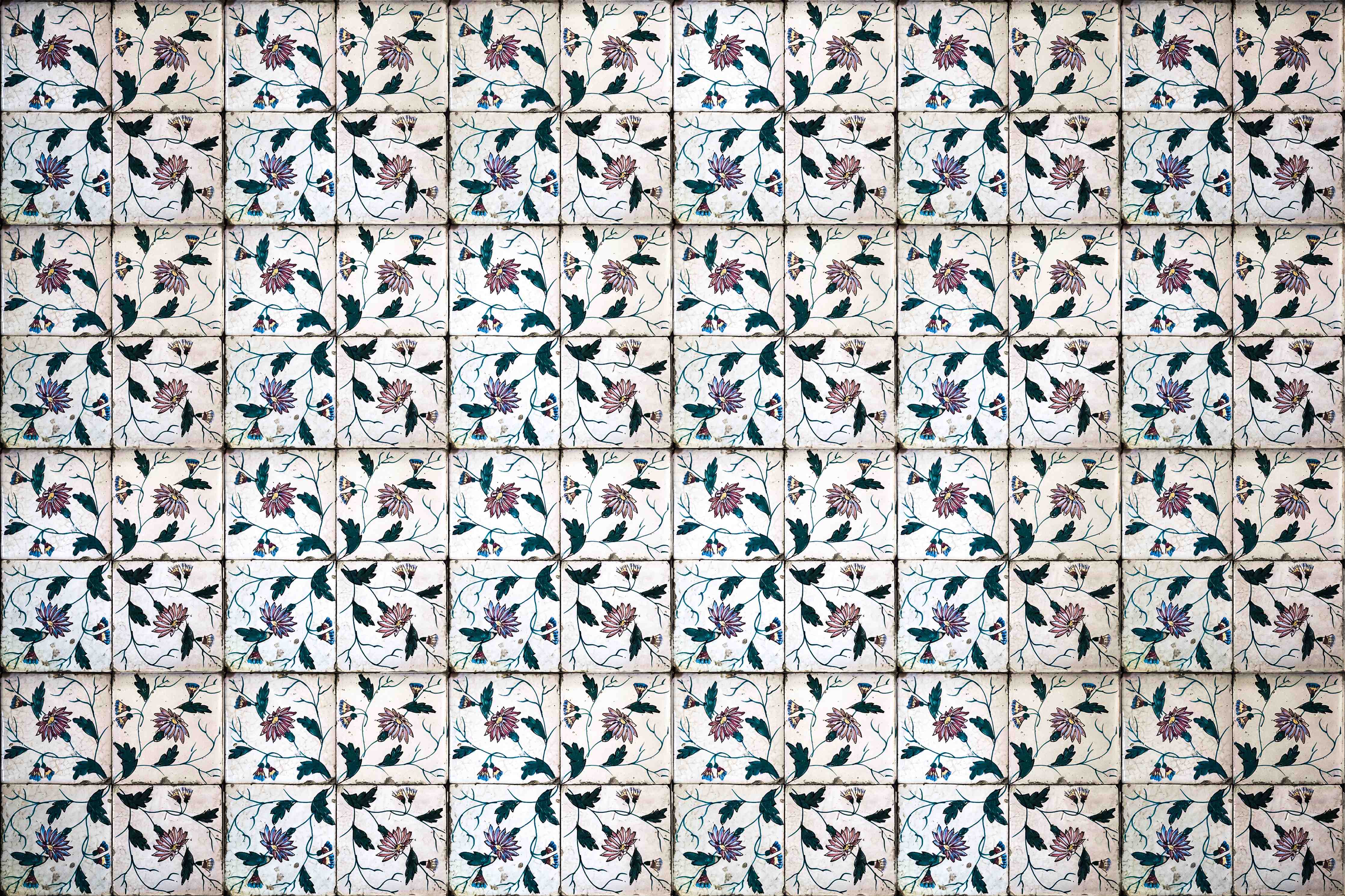 Büro Wandgestaltung-Blumenmuster-Fliesen in Pastellfarben