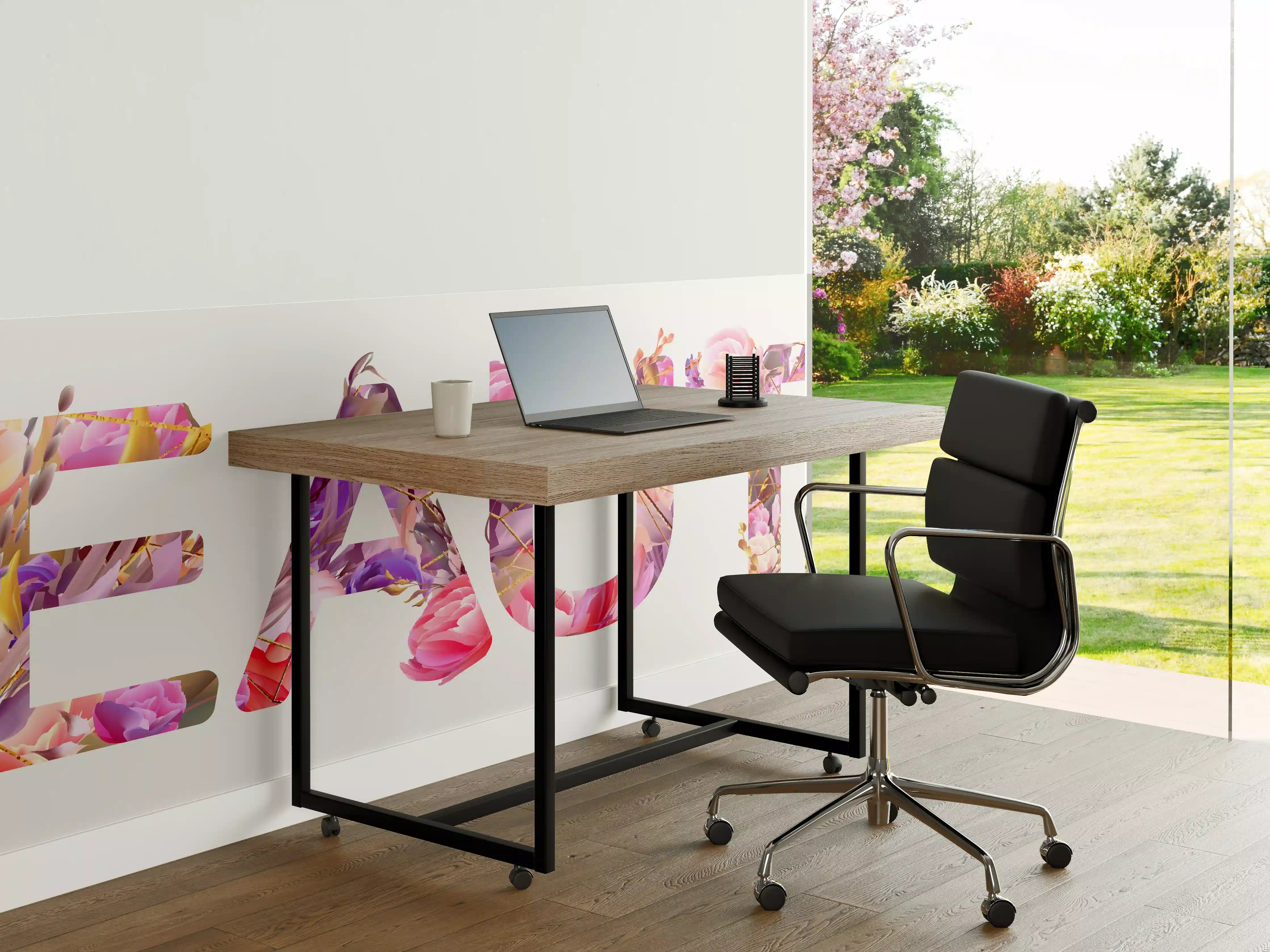 Büro Wandgestaltung - Blumige Beauty-Schrift