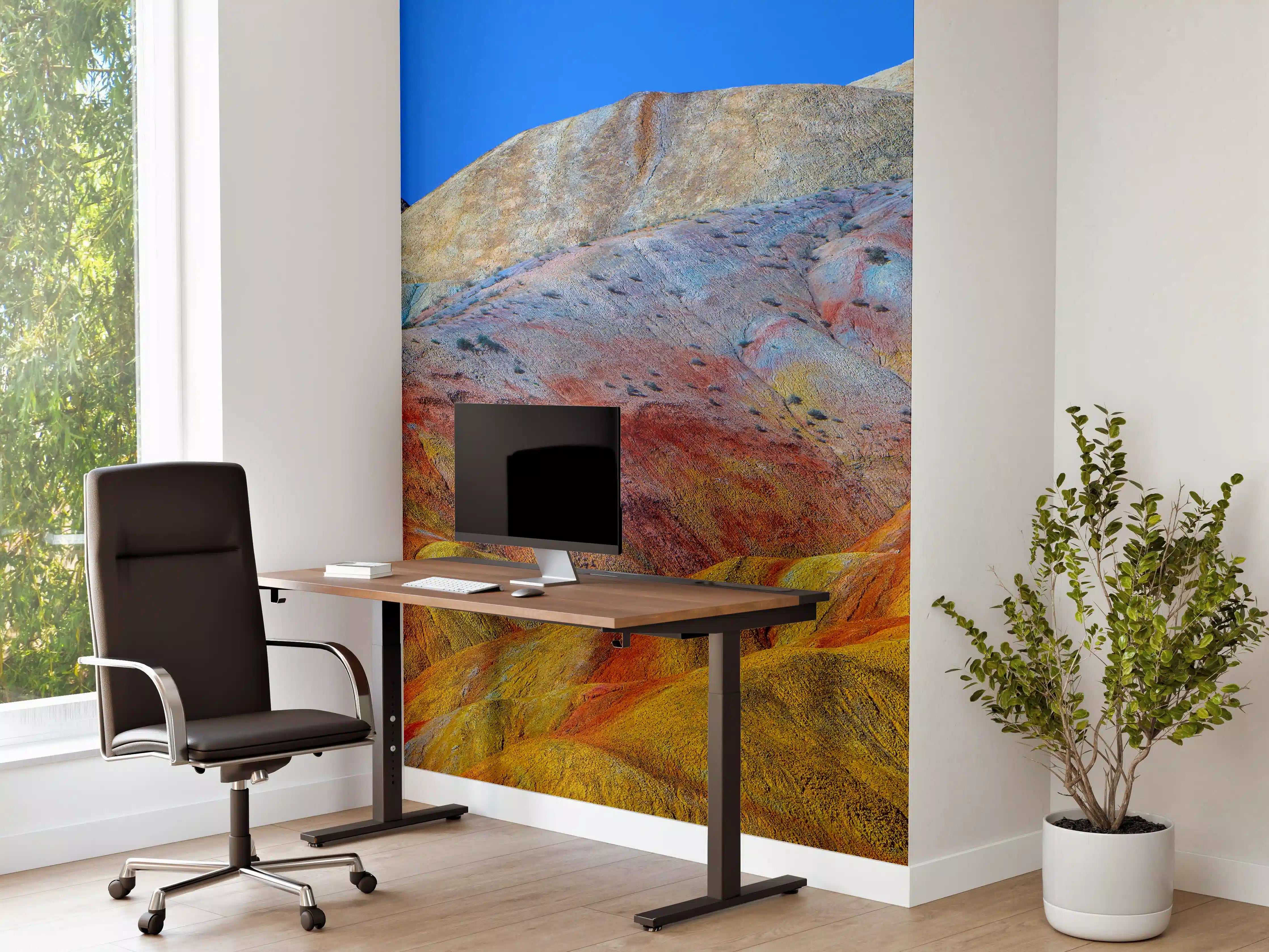 Büro Wandgestaltung - Bunte Berglandschaft mit farbigen Hügeln