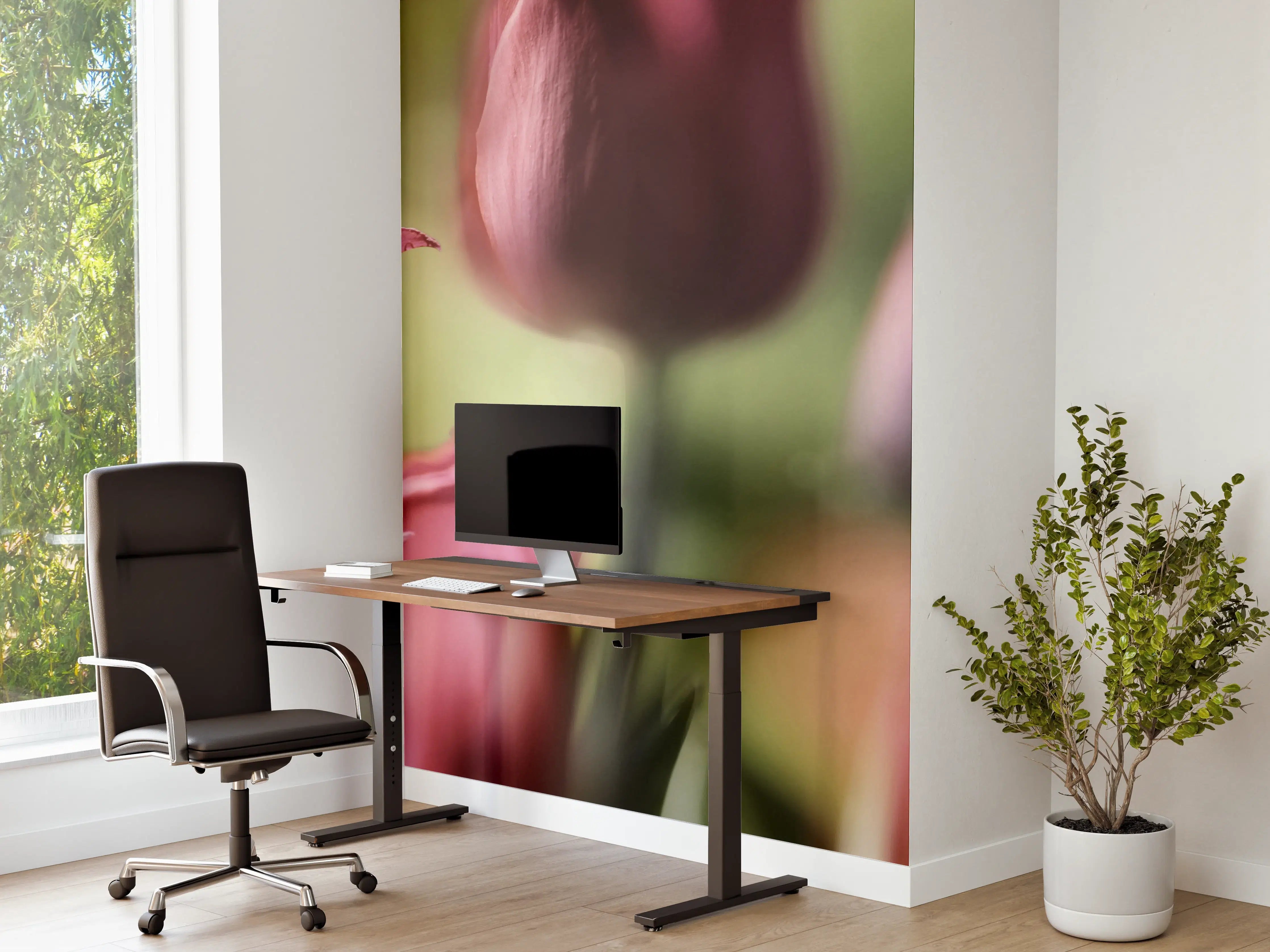 Büro Wandgestaltung - Dunkelrosa Tulpen