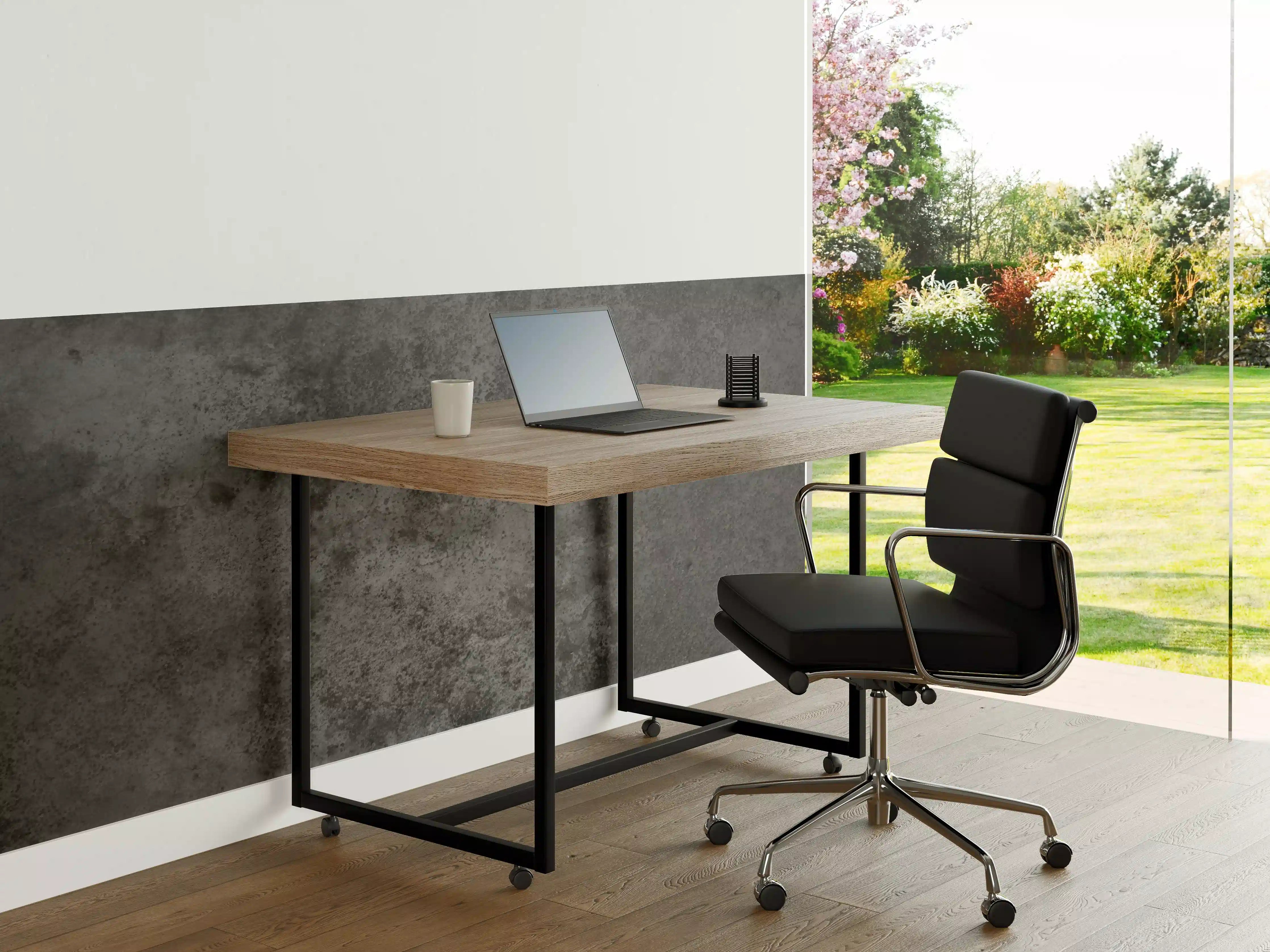 Büro Wandgestaltung - Dunkle alte Zementwand
