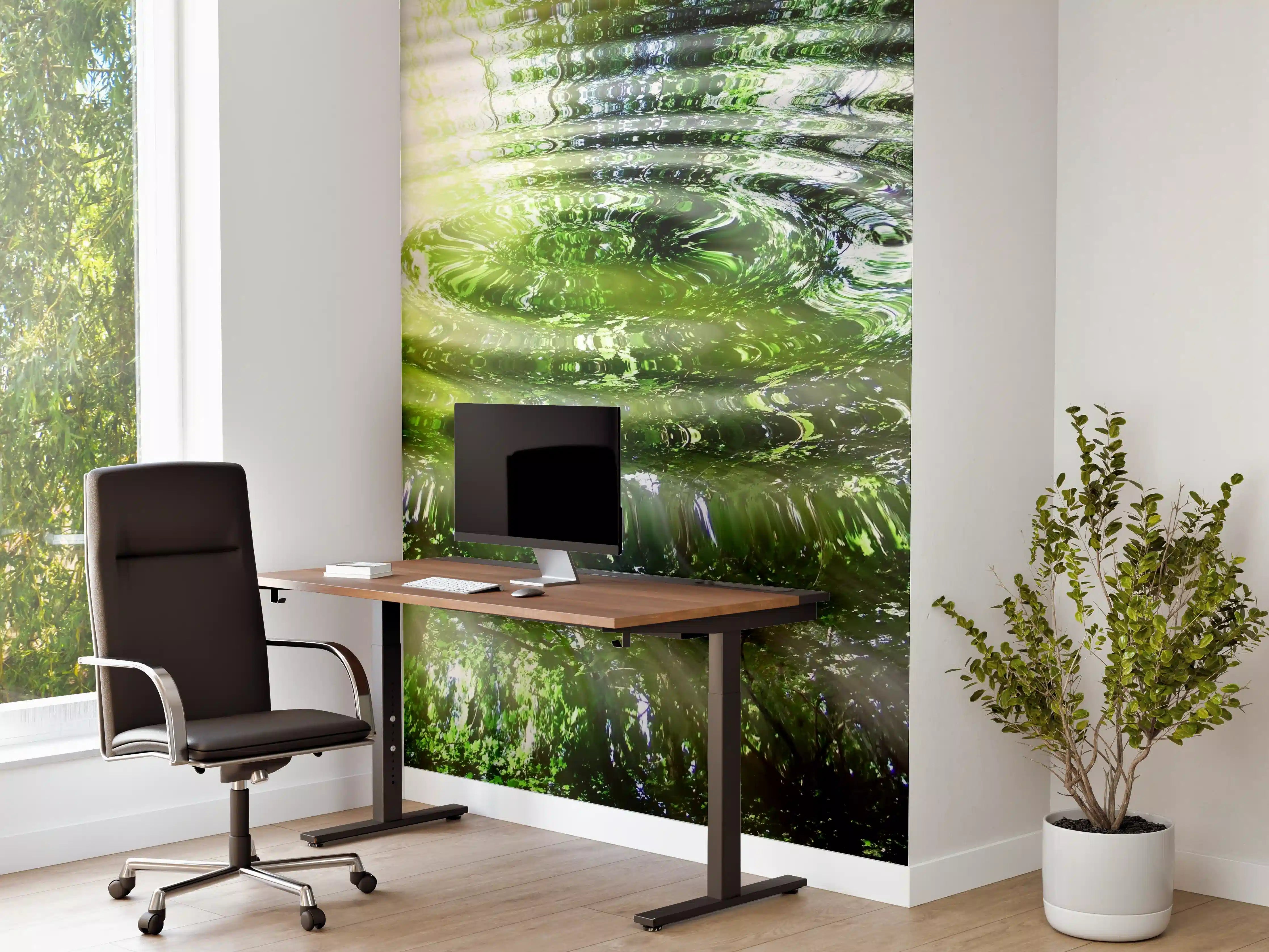 Büro Wandgestaltung - Grüner Wasserrauschen mit Spiegelungen