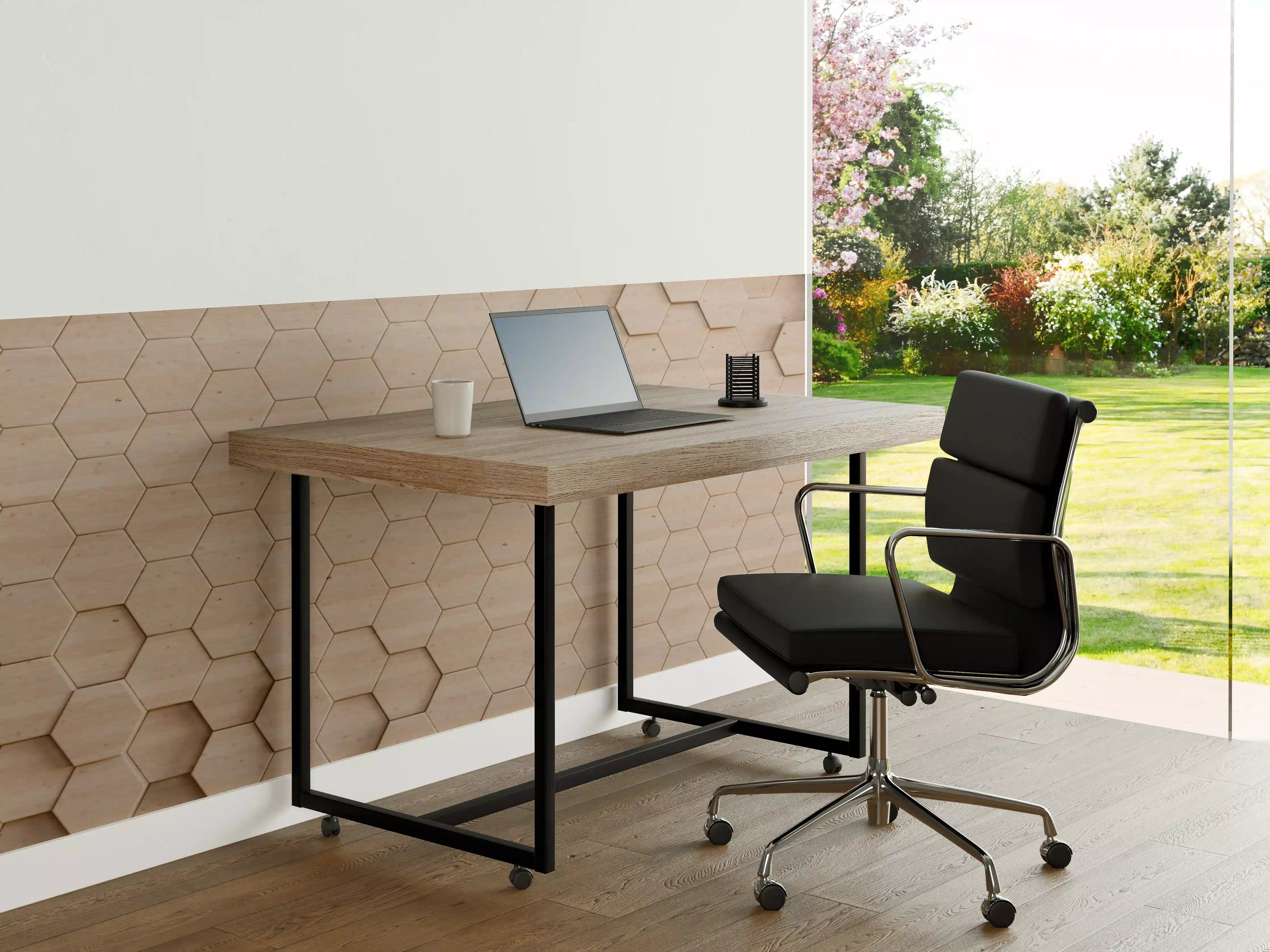 Büro Wandgestaltung - Holzdeko mit Hexagon-Muster
