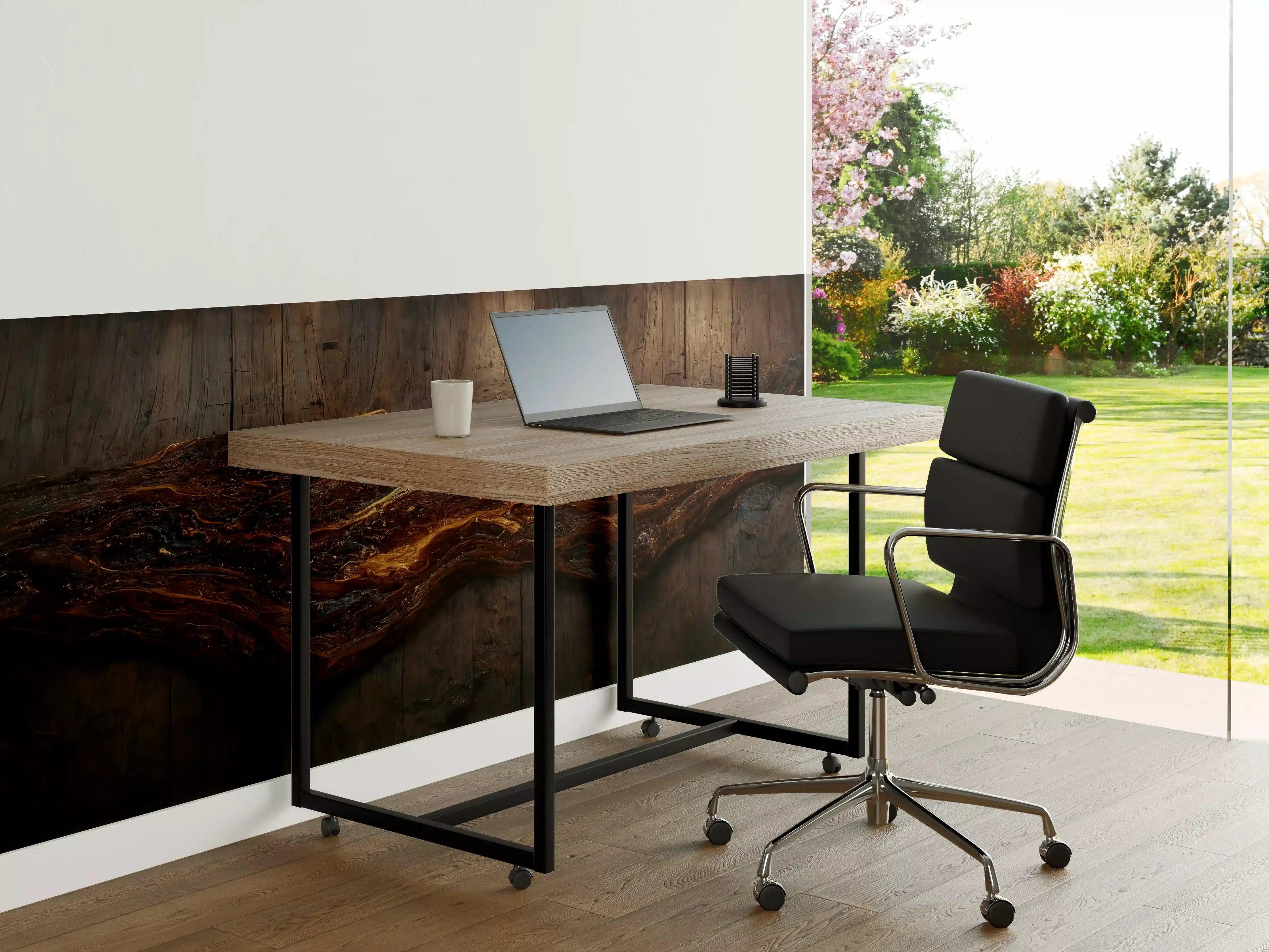 Büro Wandgestaltung - Holzplatte mit blauem Epoxid