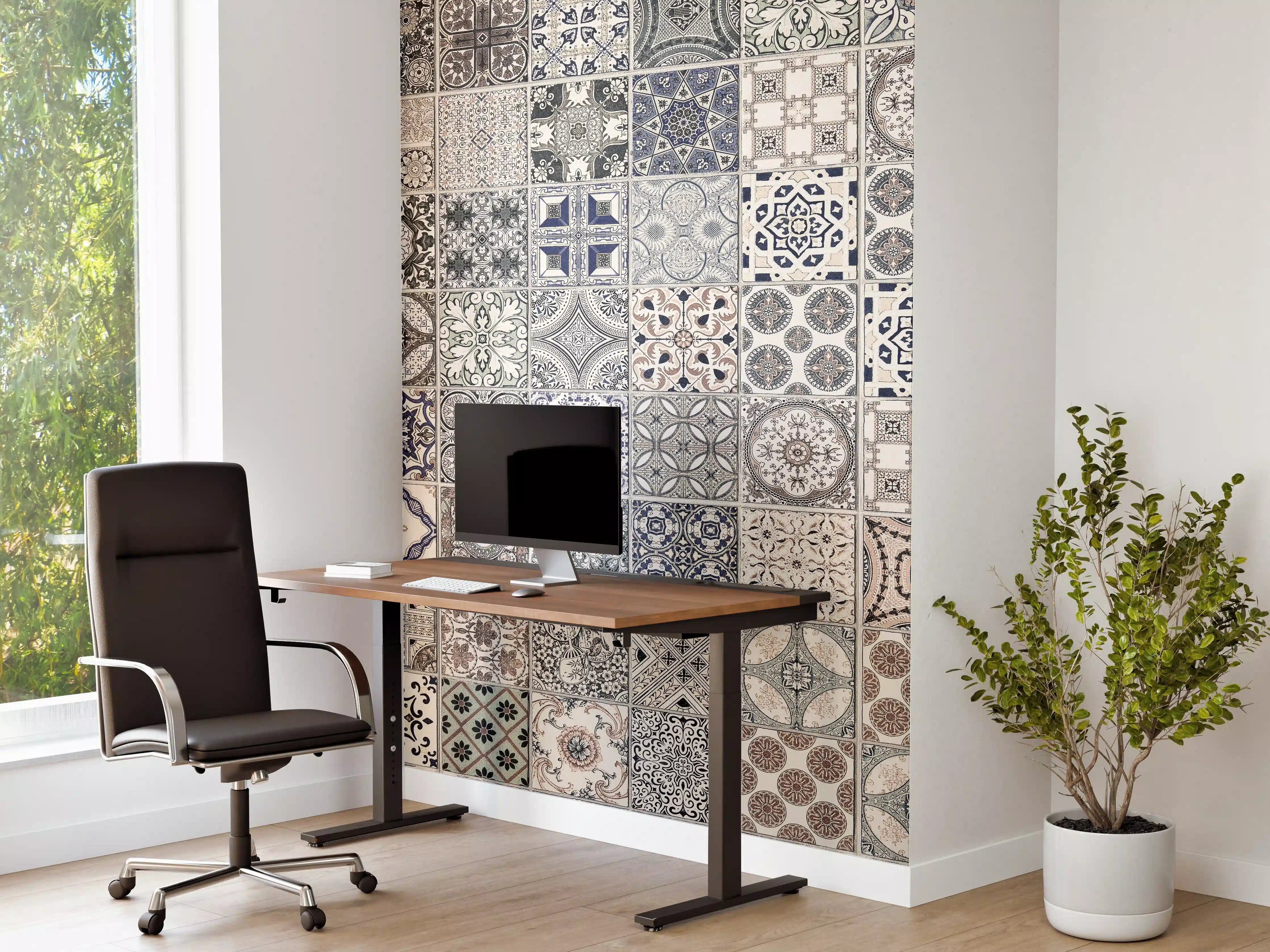 Büro Wandgestaltung - Keramik-Patchwork im arabischen Stil