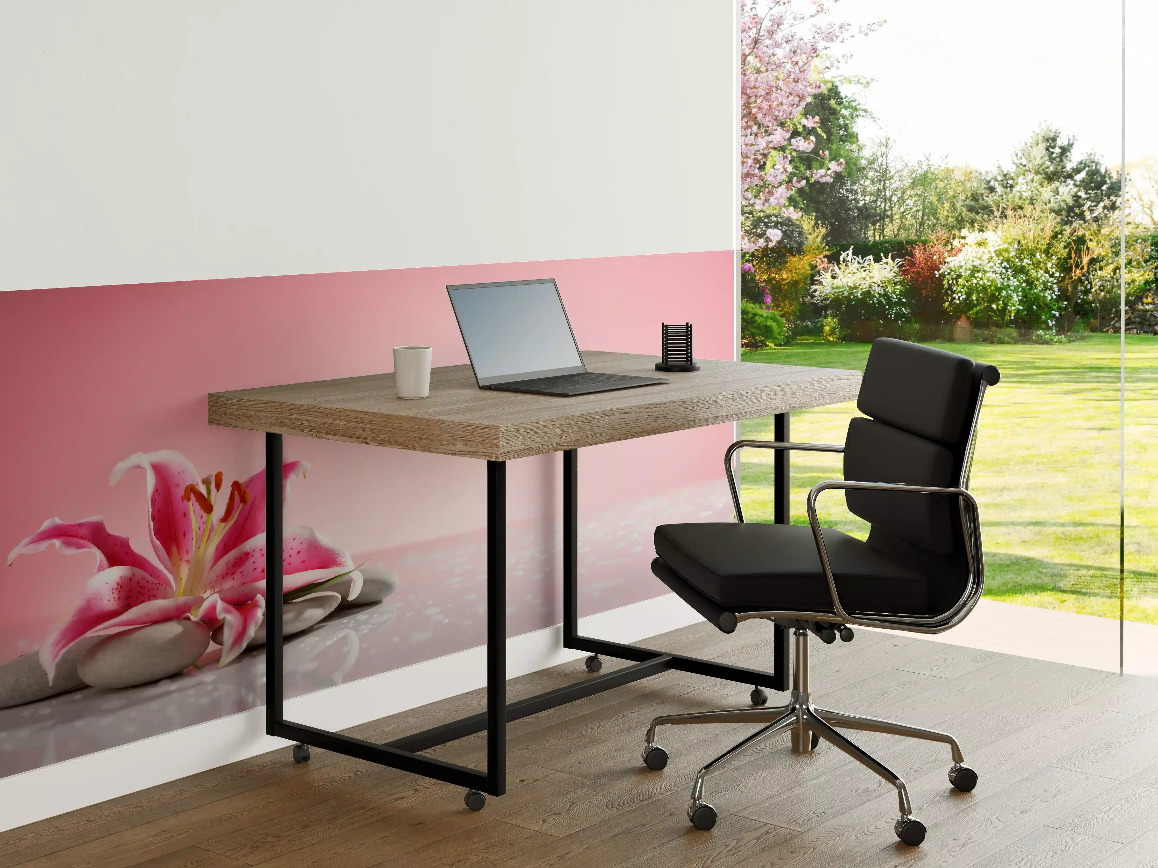 Büro Wandgestaltung - Lilie und Massagesteine