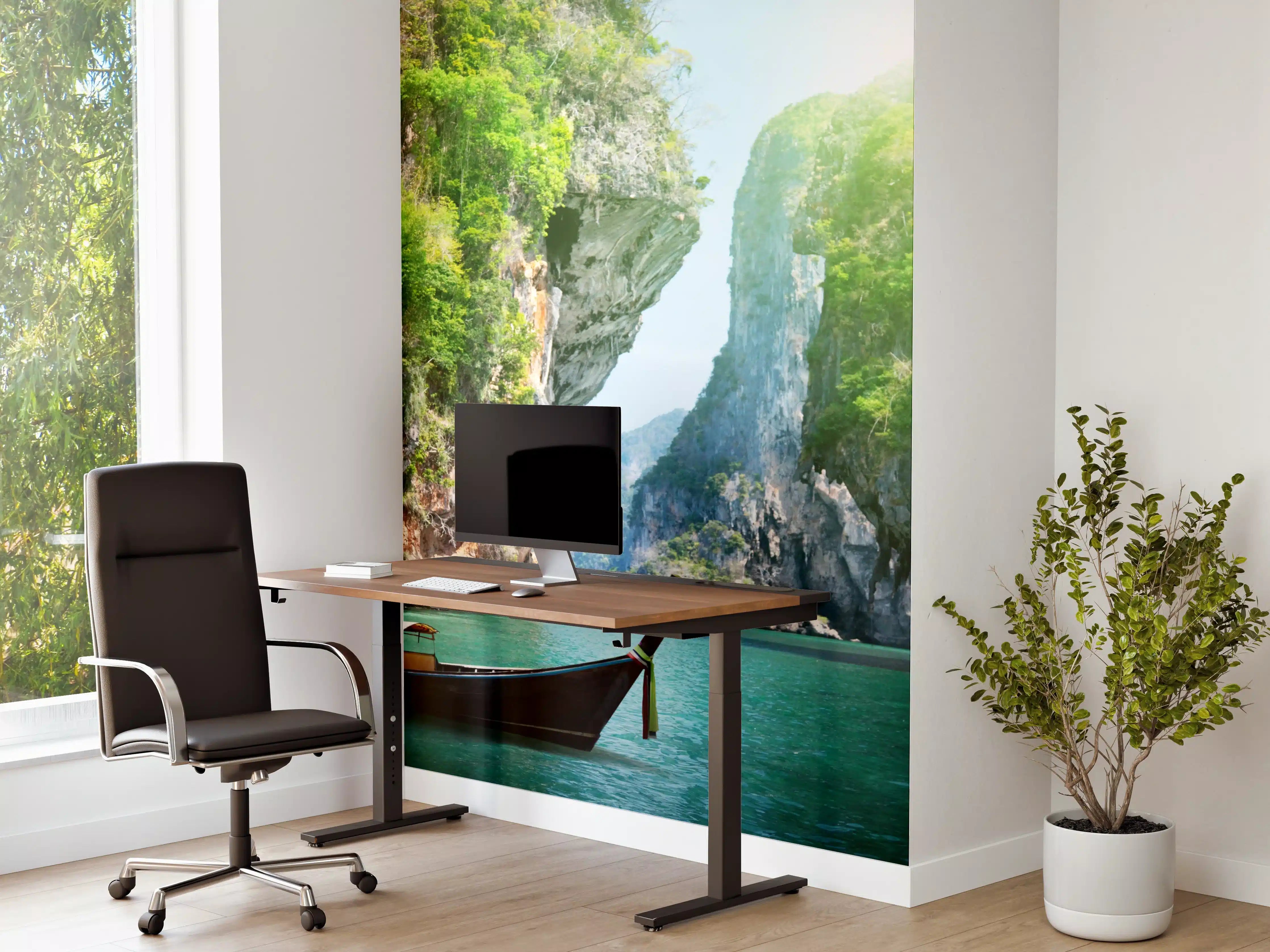 Büro Wandgestaltung - Majestätische Meereslandschaft mit Felsen und Boot