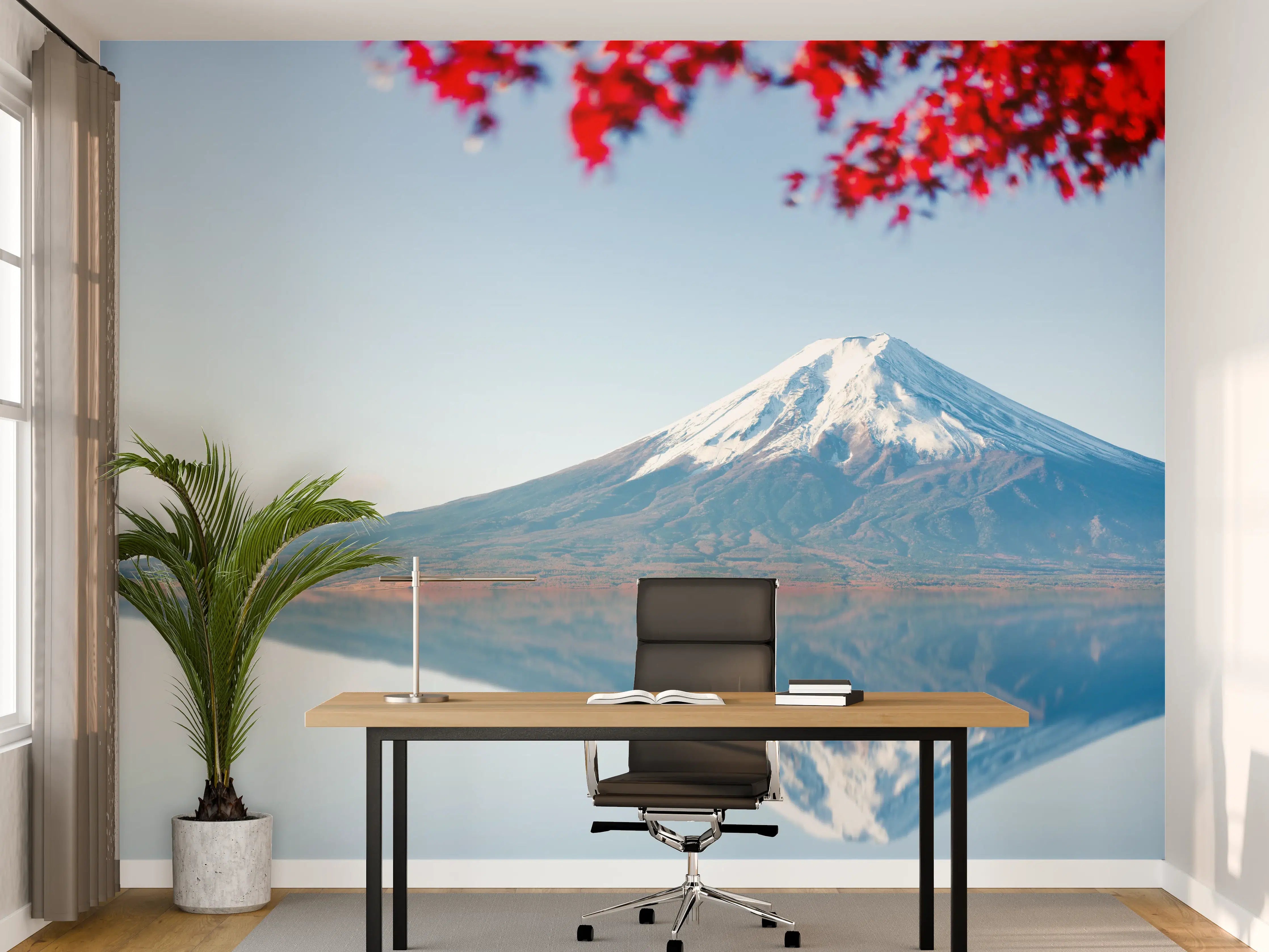 Büro Wandgestaltung - Majestätischer Berg mit Schneegipfel und Herbstlaub