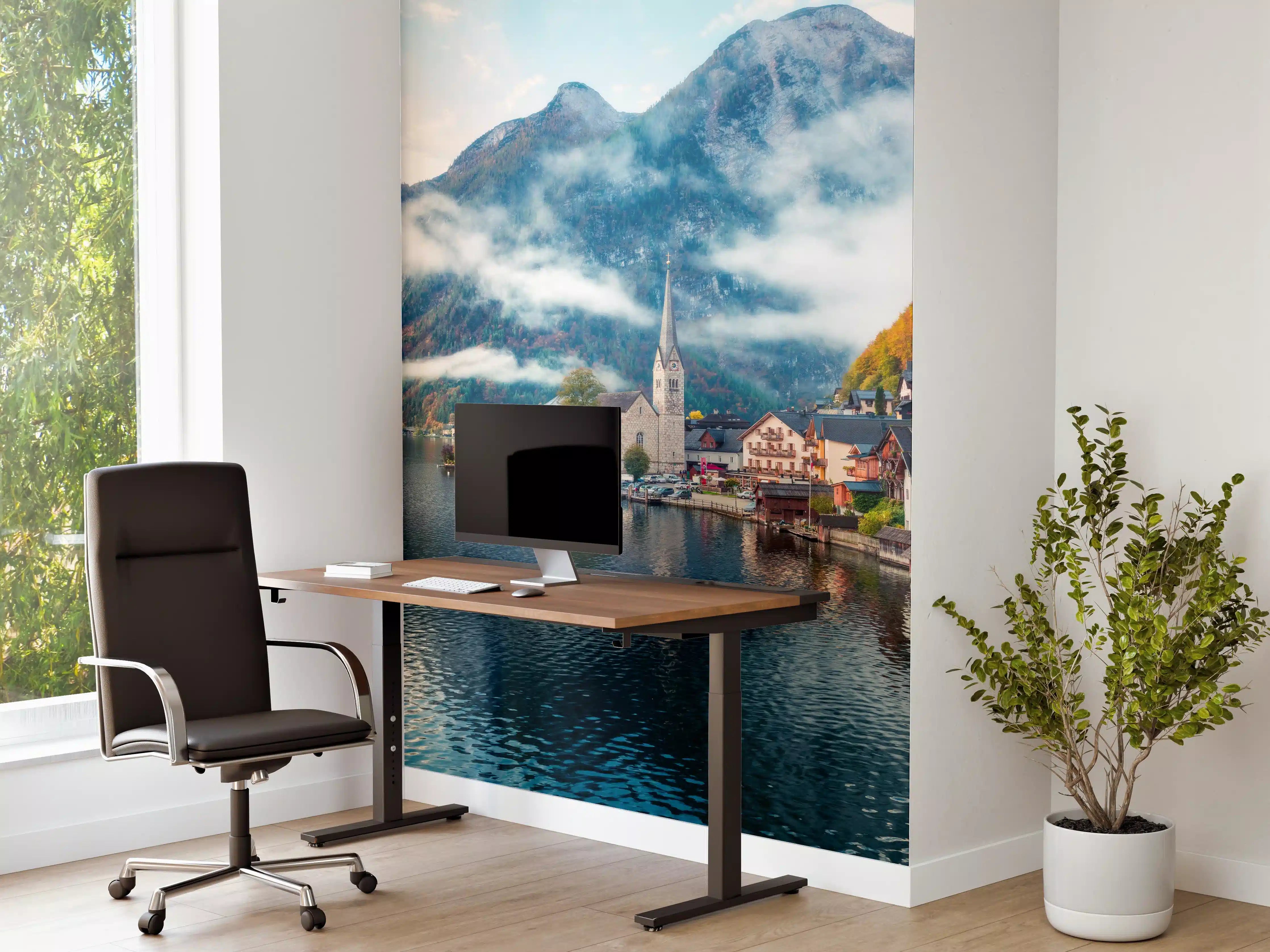 Büro Wandgestaltung - Neblige Herbstszene am Hallstätter See