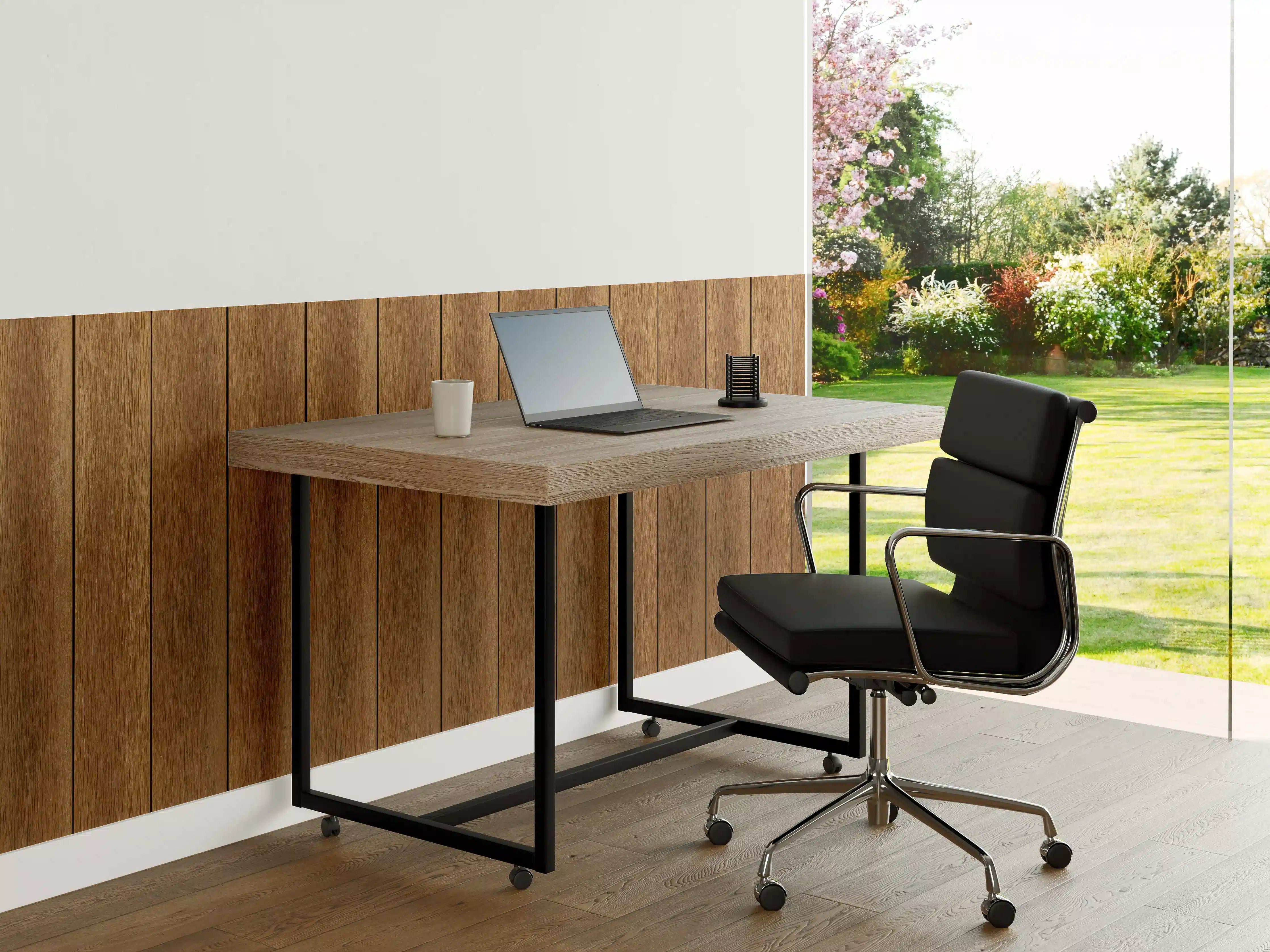 Büro Wandgestaltung - Panorama der braunen Vintage Holzwand