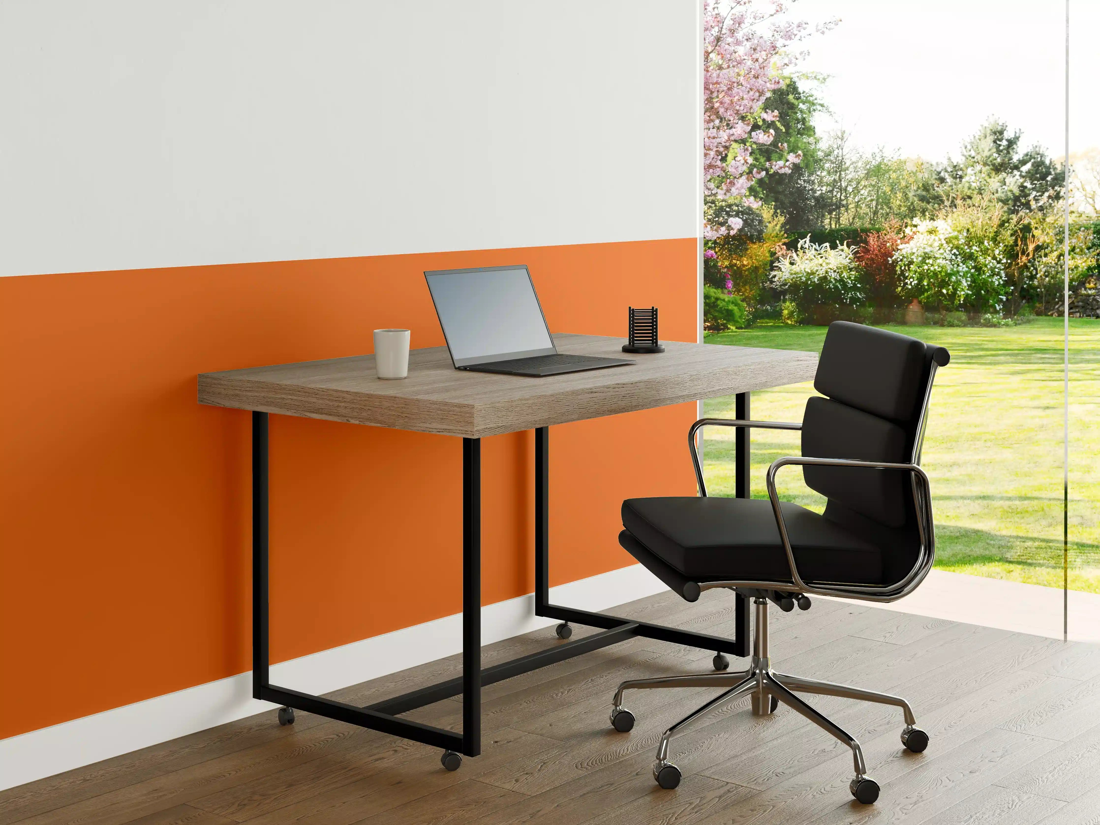 Büro Wandgestaltung - RAL 2008 (Leuchtendes Rot-Orange)