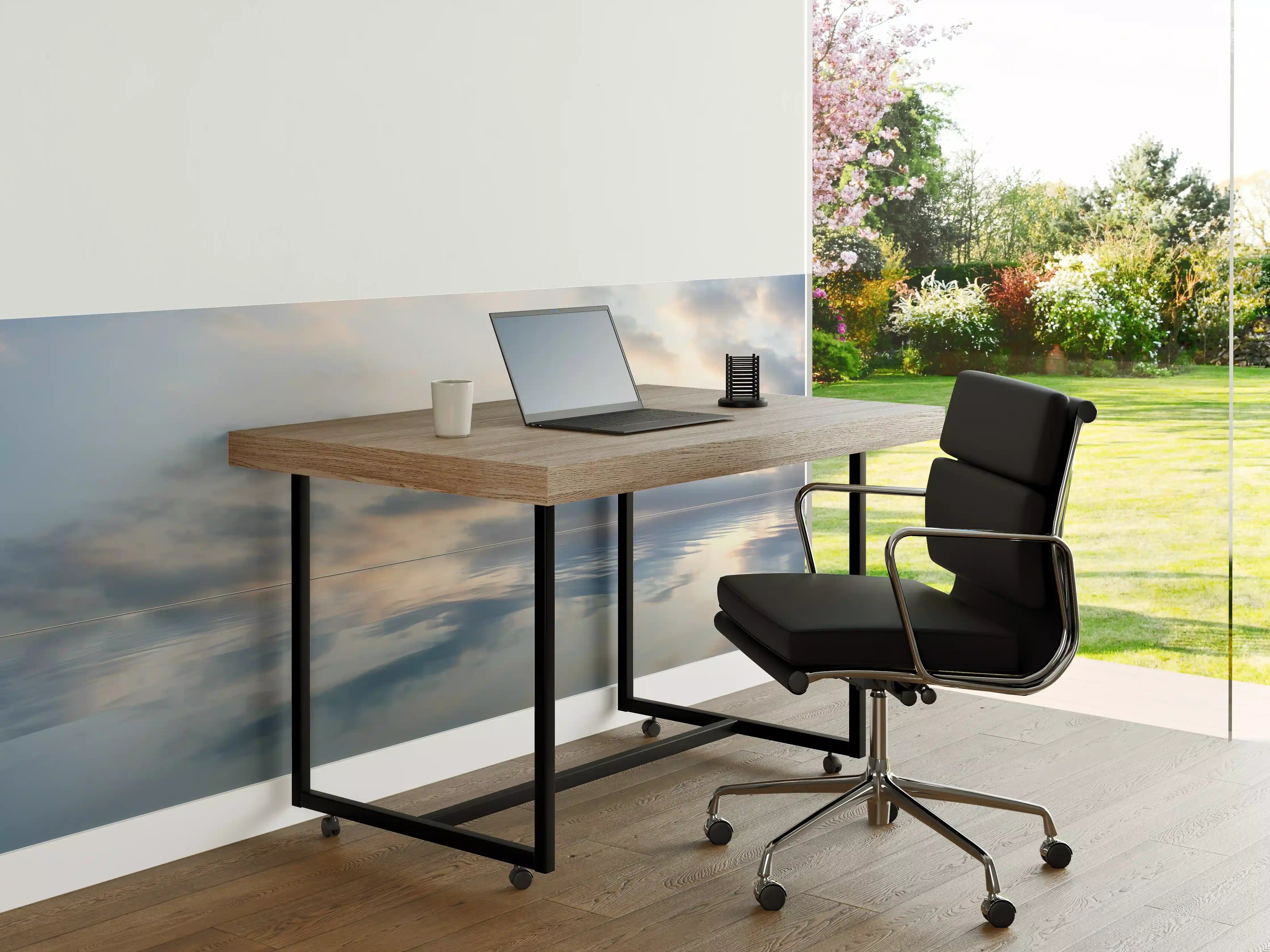 Büro Wandgestaltung - Ruhiges Wasser mit sanften Wolkenstrukturen