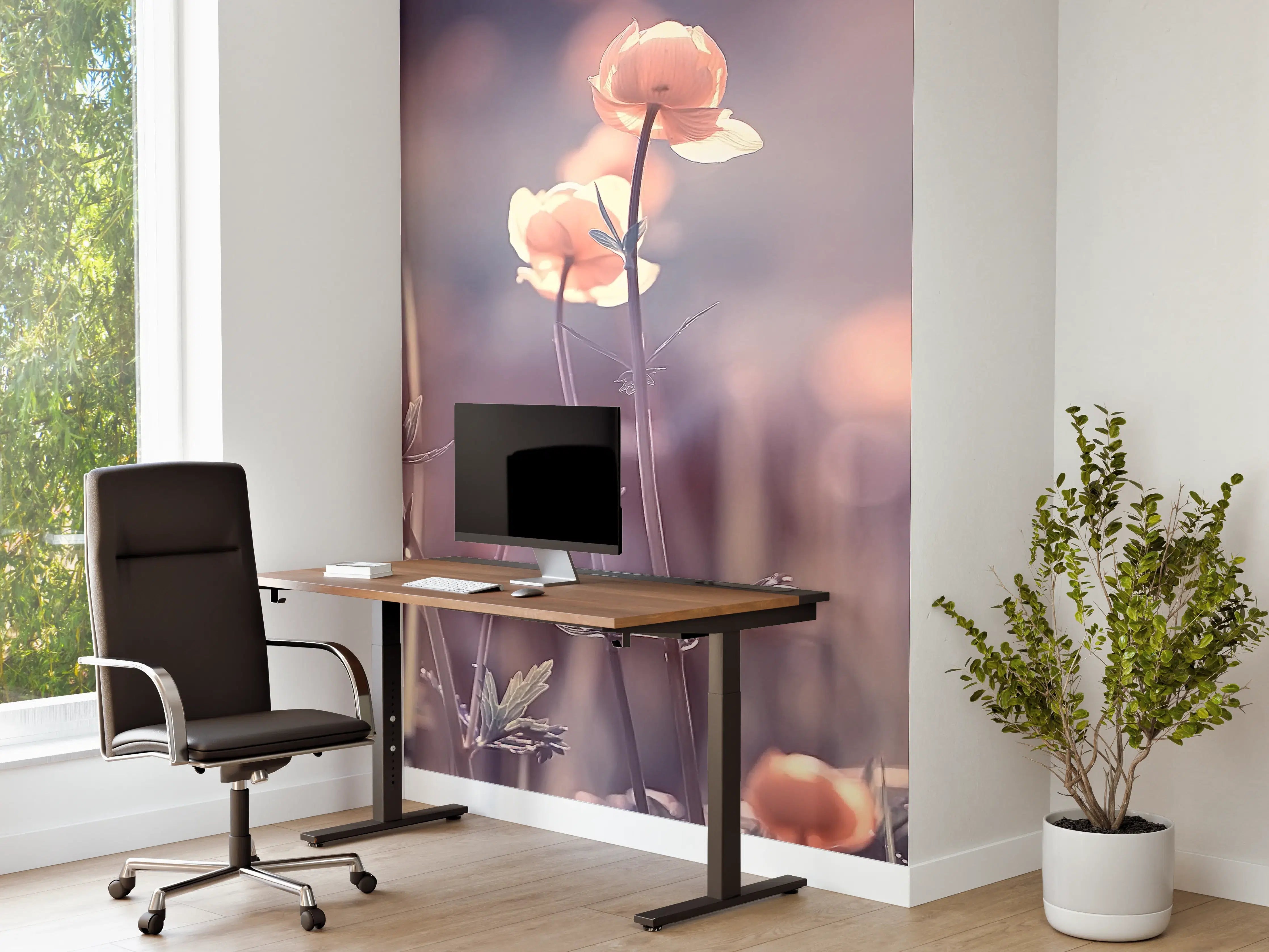 Büro Wandgestaltung - Sanfte Peachfarbene Blumen in Blumenwiese