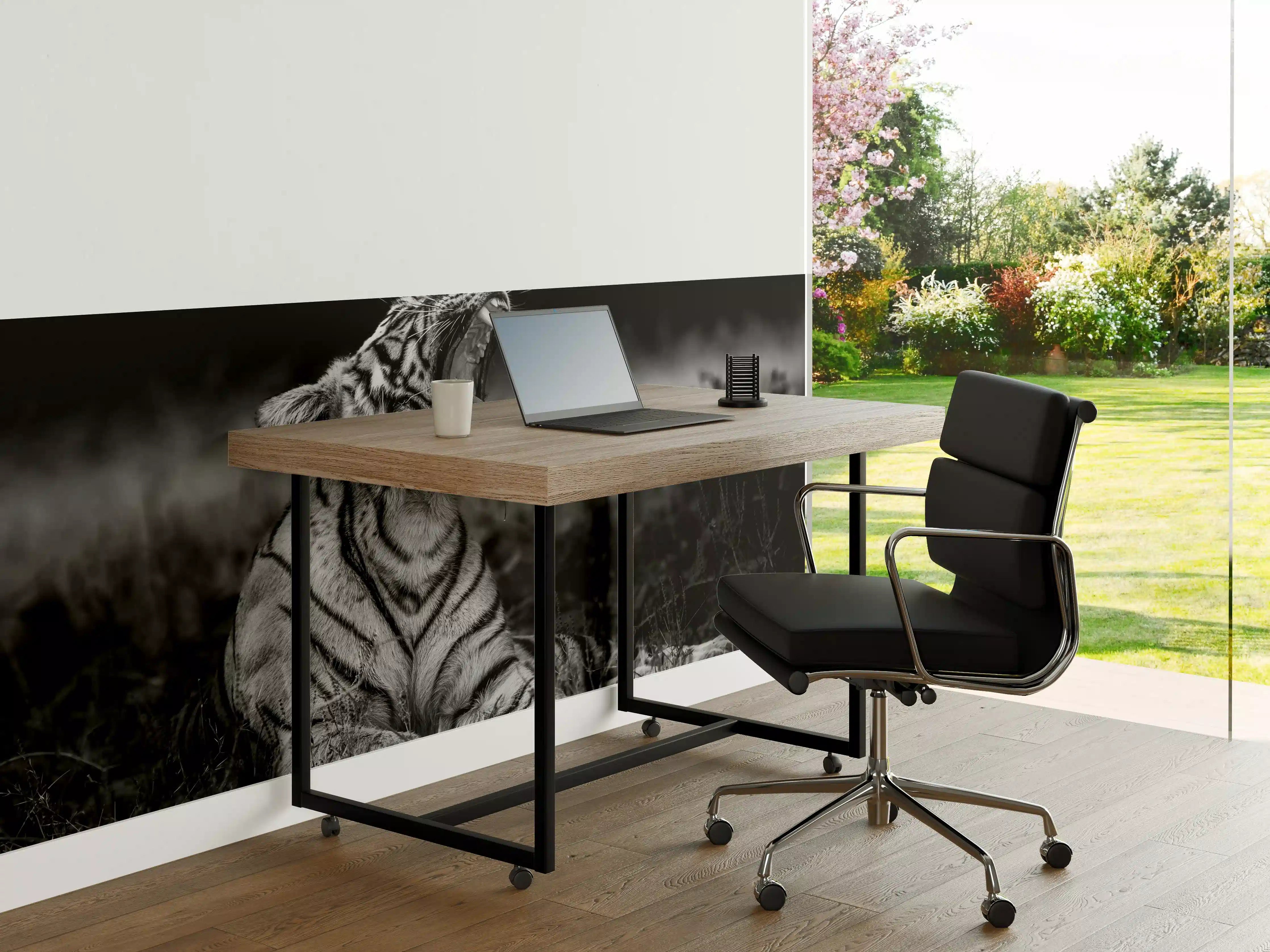 Büro Wandgestaltung - Schallendes Tiger-Gesicht in Schwarz-Weiß