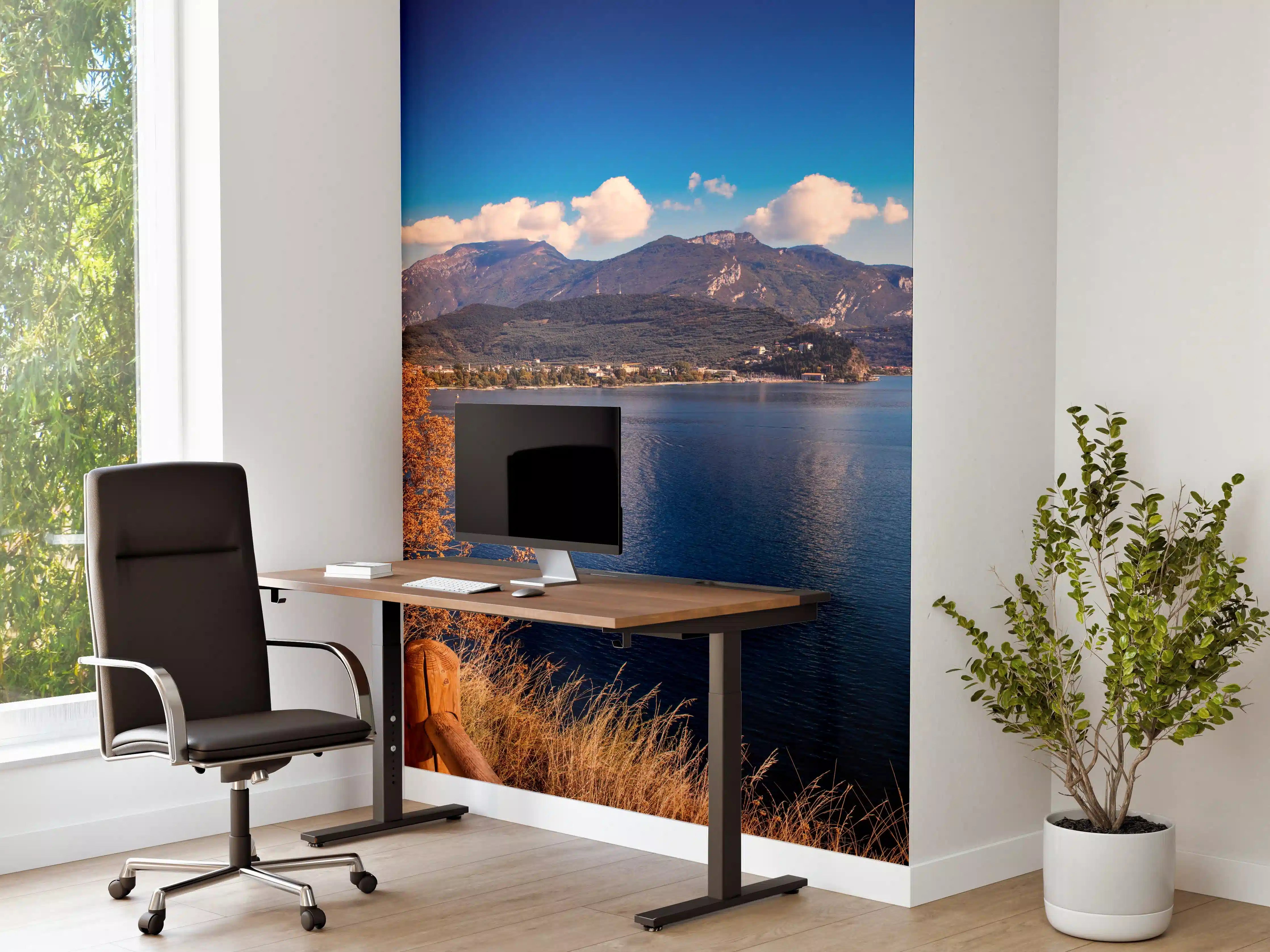 Büro Wandgestaltung - Schöne Landschaft mit Blick auf den Gardasee