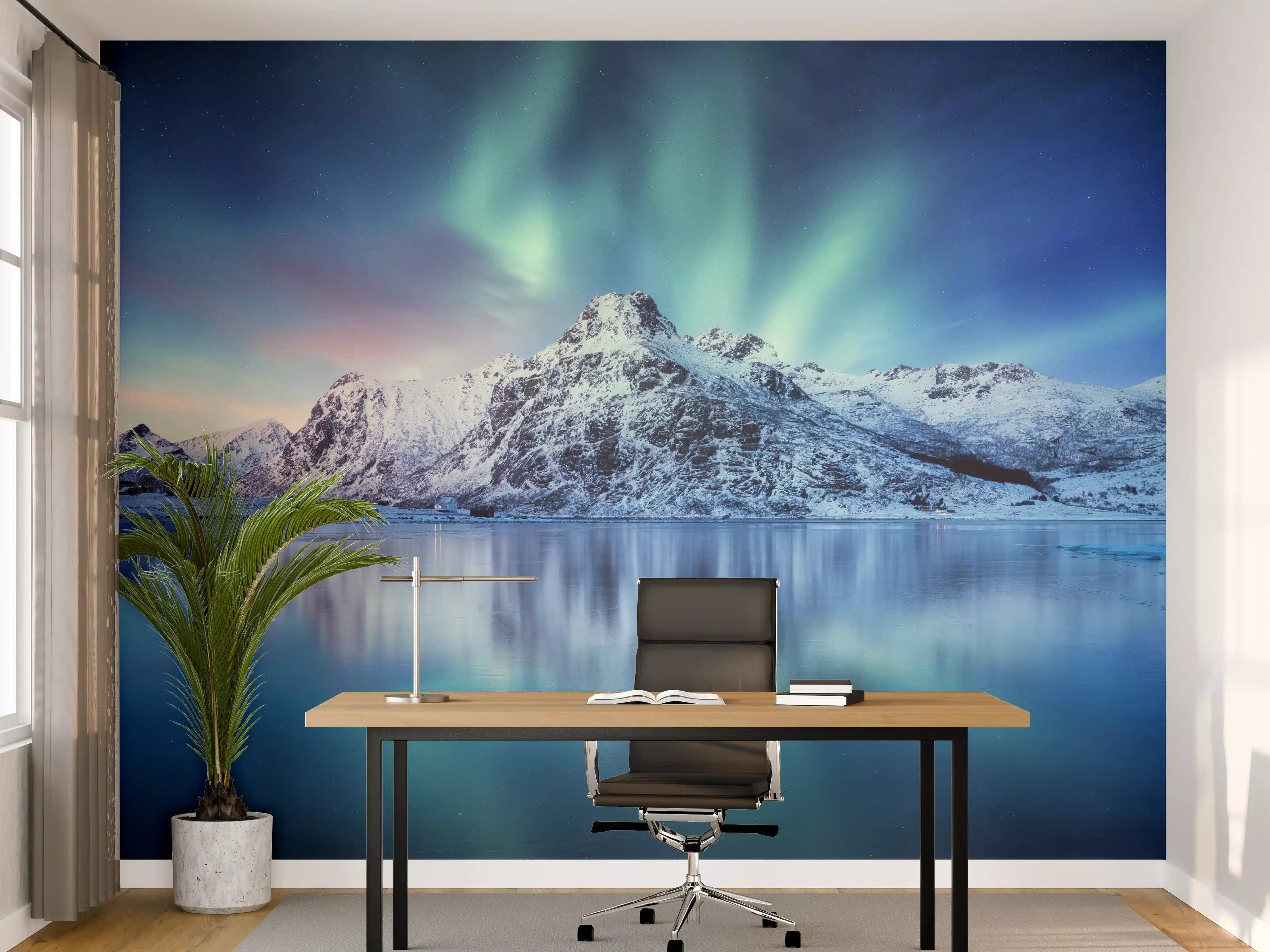 Büro Wandgestaltung - Schöne Polarlichter über dem Berg