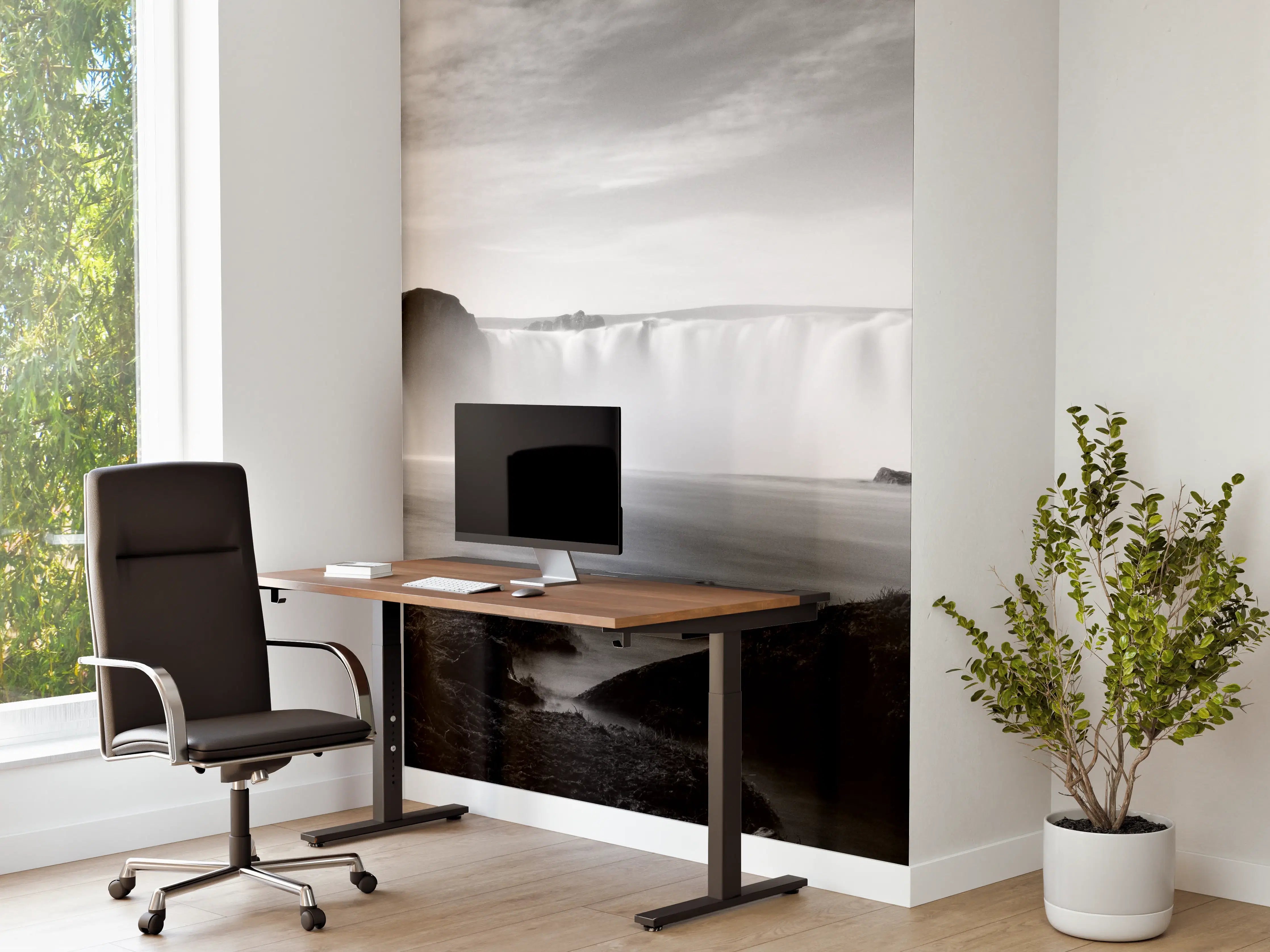 Büro Wandgestaltung - Schwarz-Weiß-Wasserfall mit dramatischem Himmel