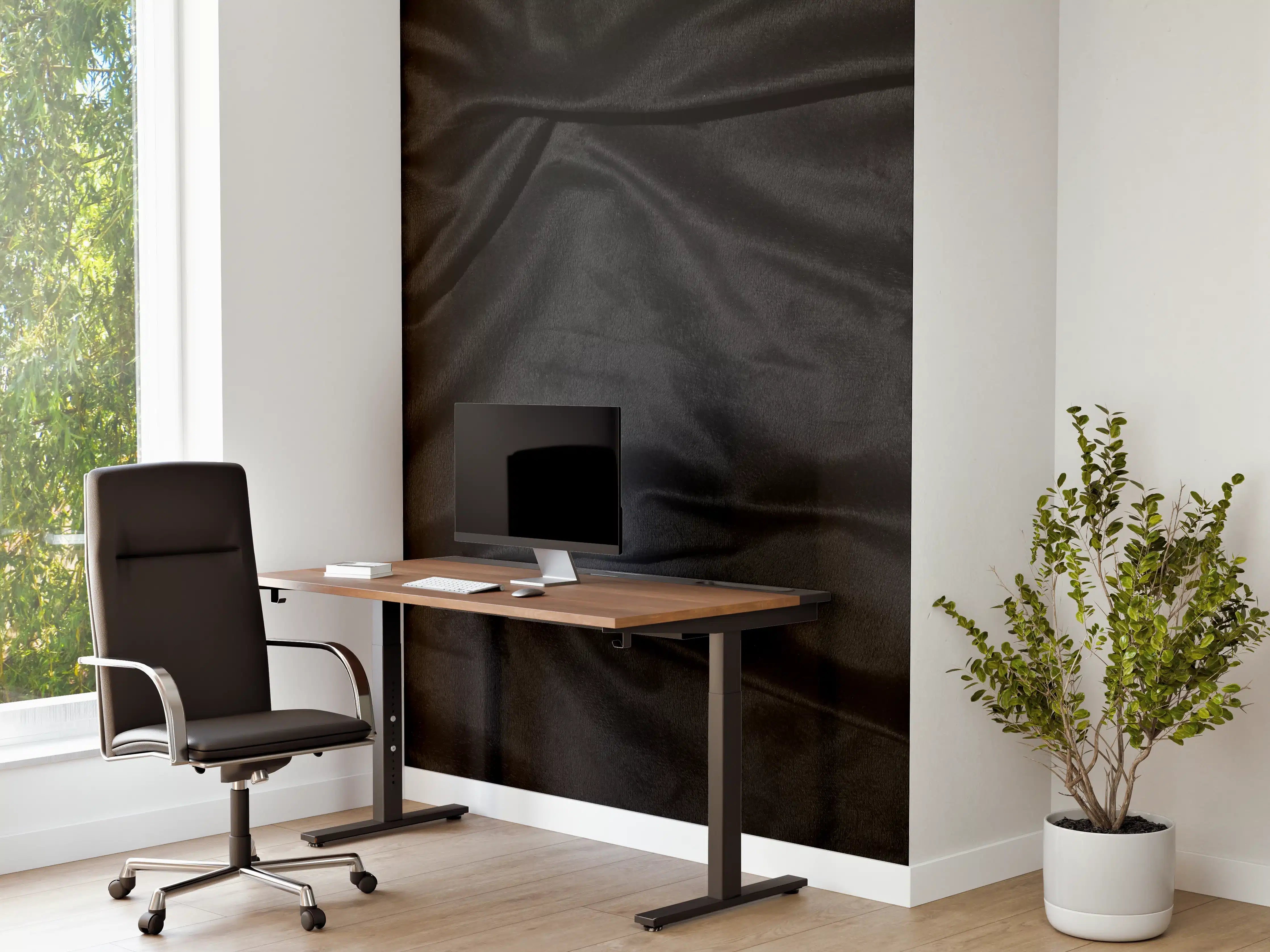 Büro Wandgestaltung - Schwarzes Satin Seiden Tuch