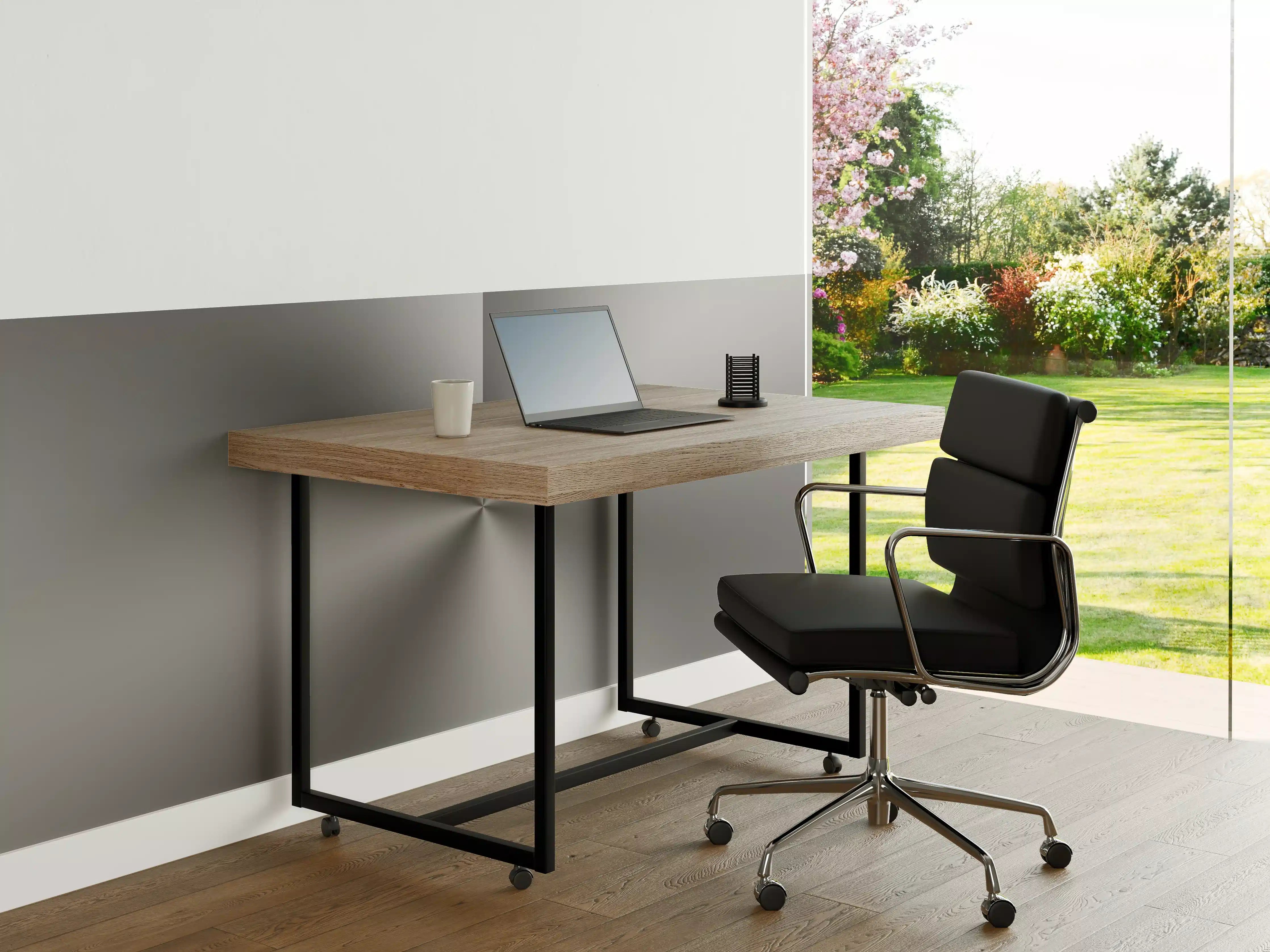 Büro Wandgestaltung - Silberne Metallic-Textur mit Sonnenstrahlen-Effekt