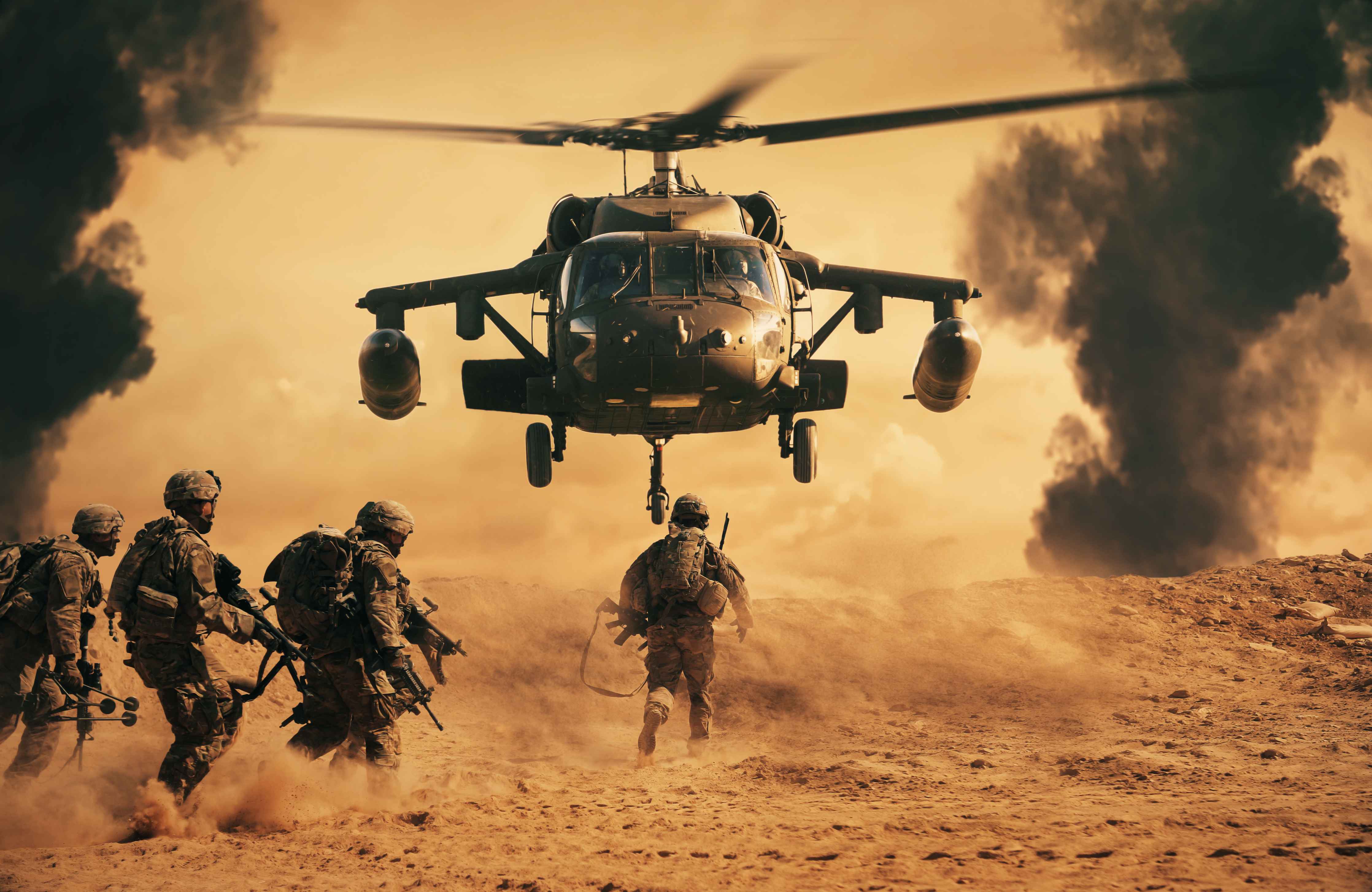 Büro Wandgestaltung-Soldaten rennen auf dem Schlachtfeld zum Hubschrauber