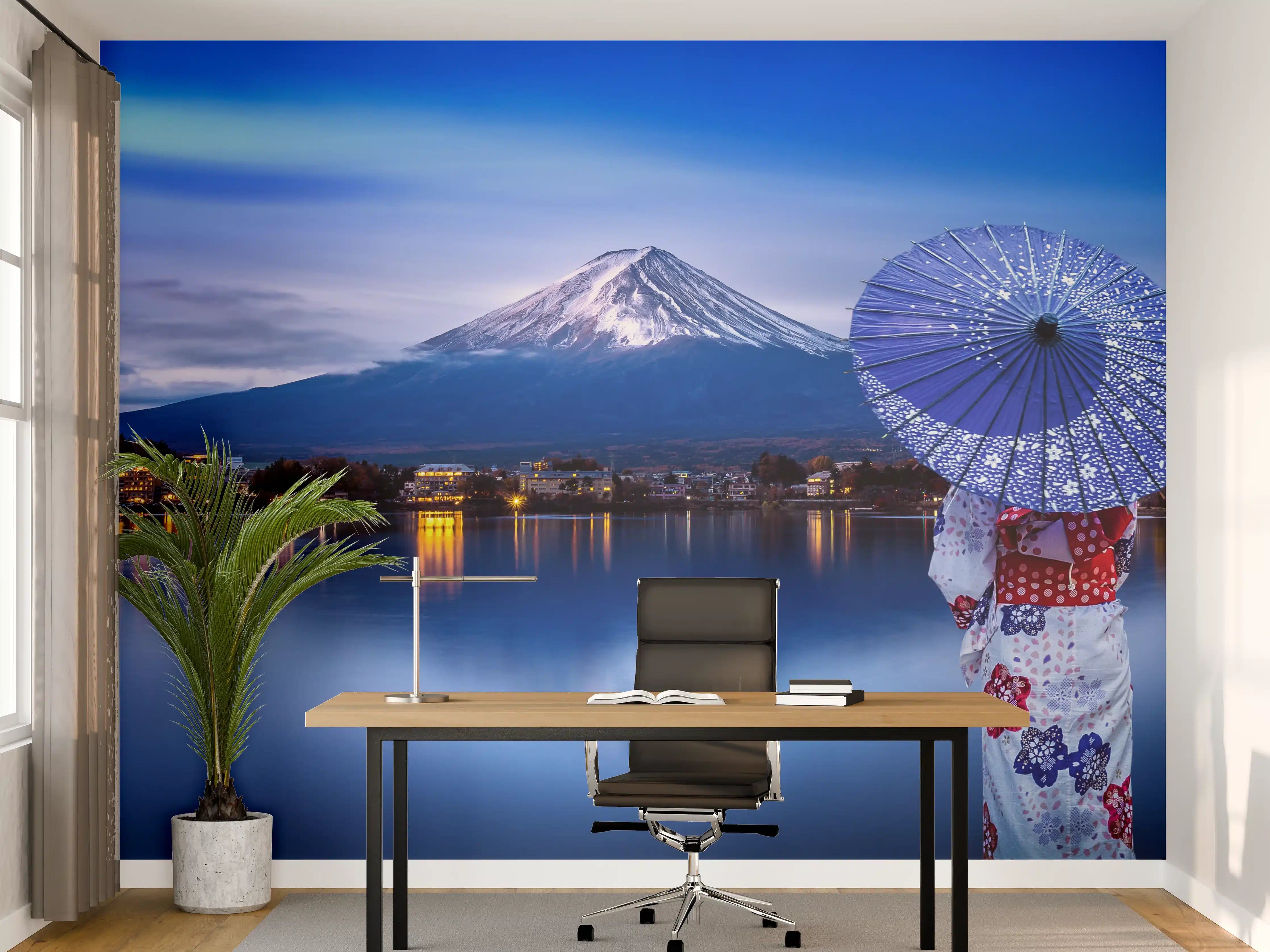 Büro Wandgestaltung - Traditionell gekleidete Frau am Fuji-Berg