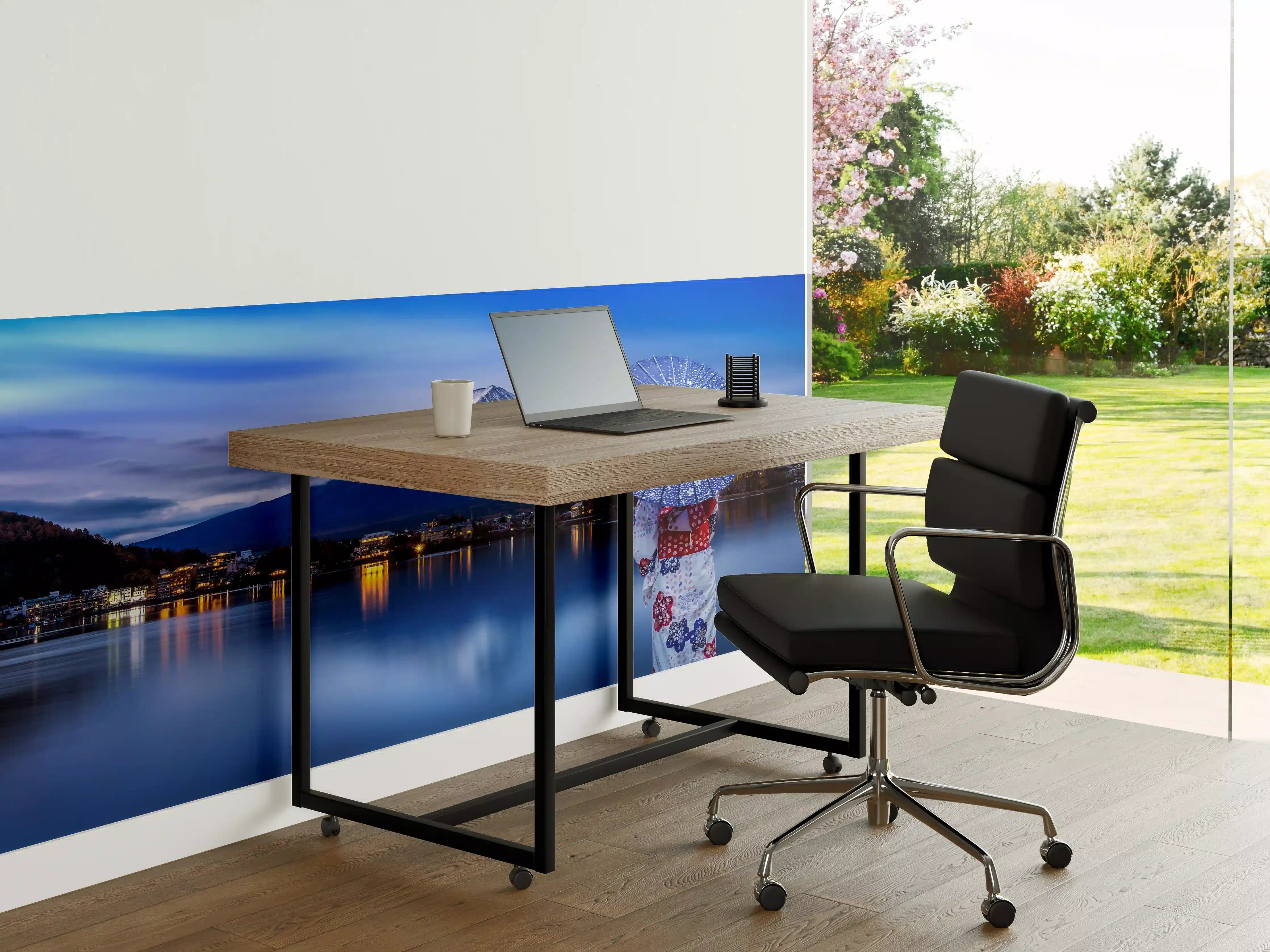 Büro Wandgestaltung - Traditionell gekleidete Frau am Fuji-Berg
