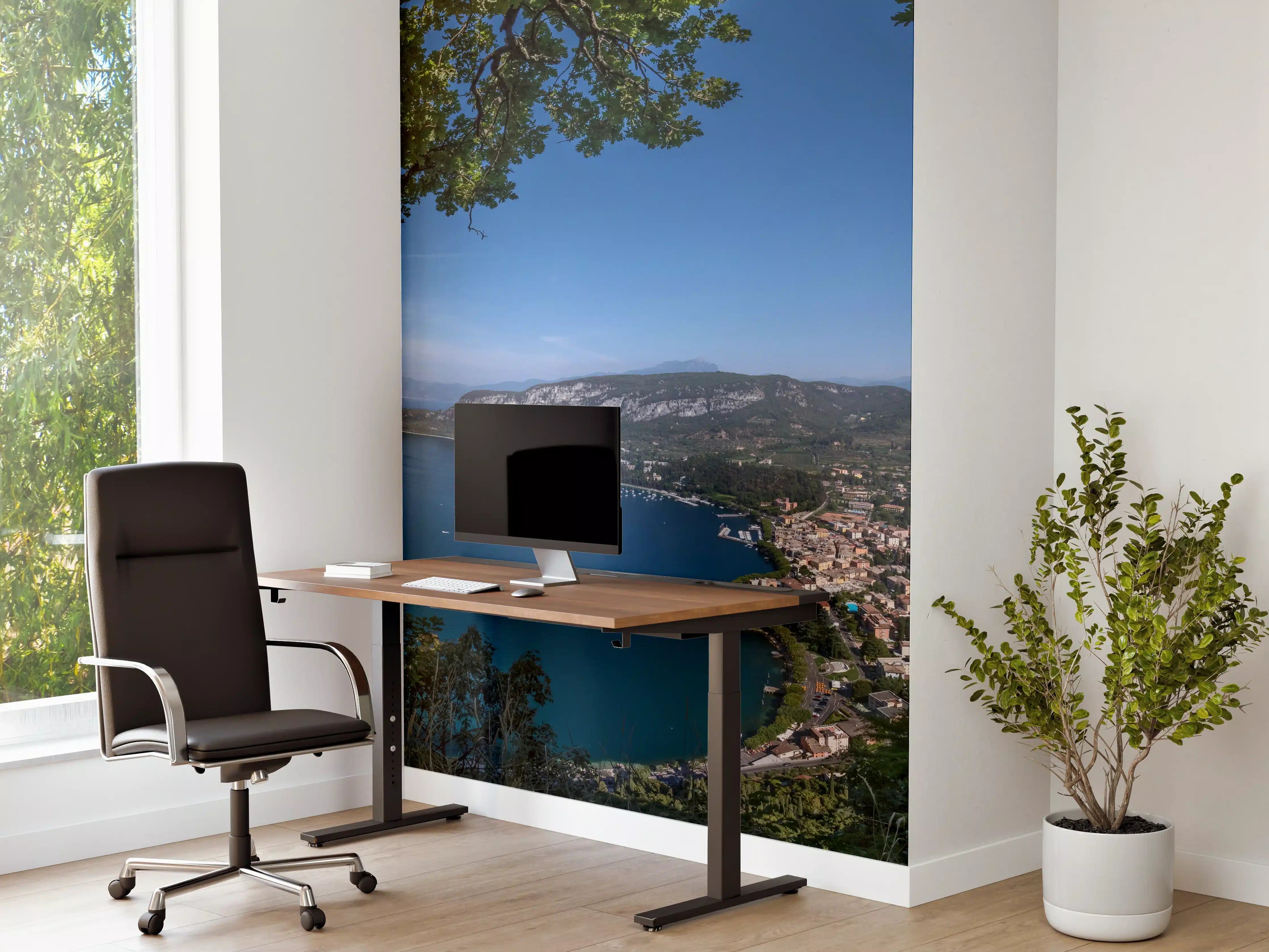Büro Wandgestaltung - Traumhafter Ausblick auf Gardasee Italien
