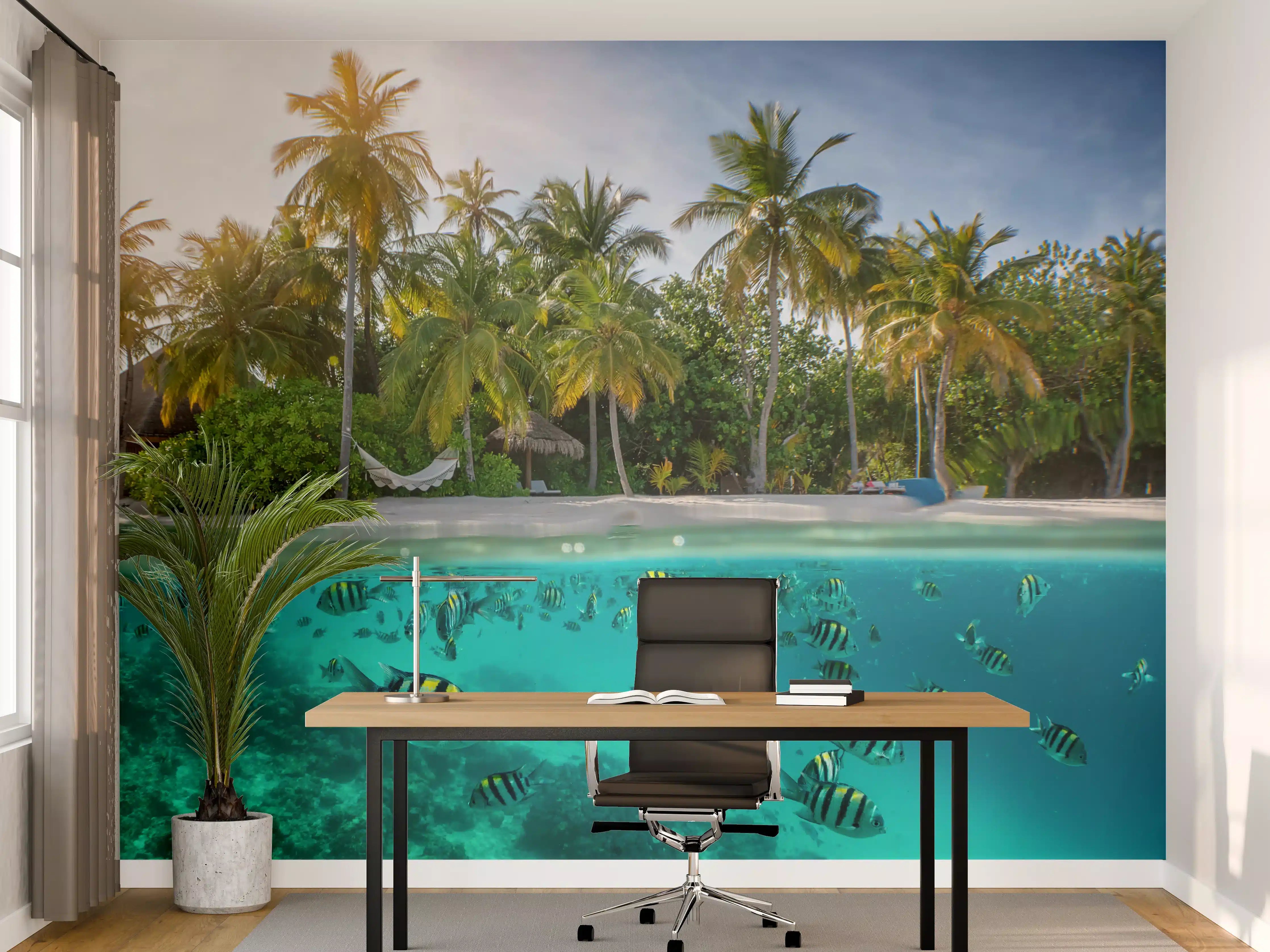 Büro Wandgestaltung - Über- und Unterwasserblick auf tropischen Strand