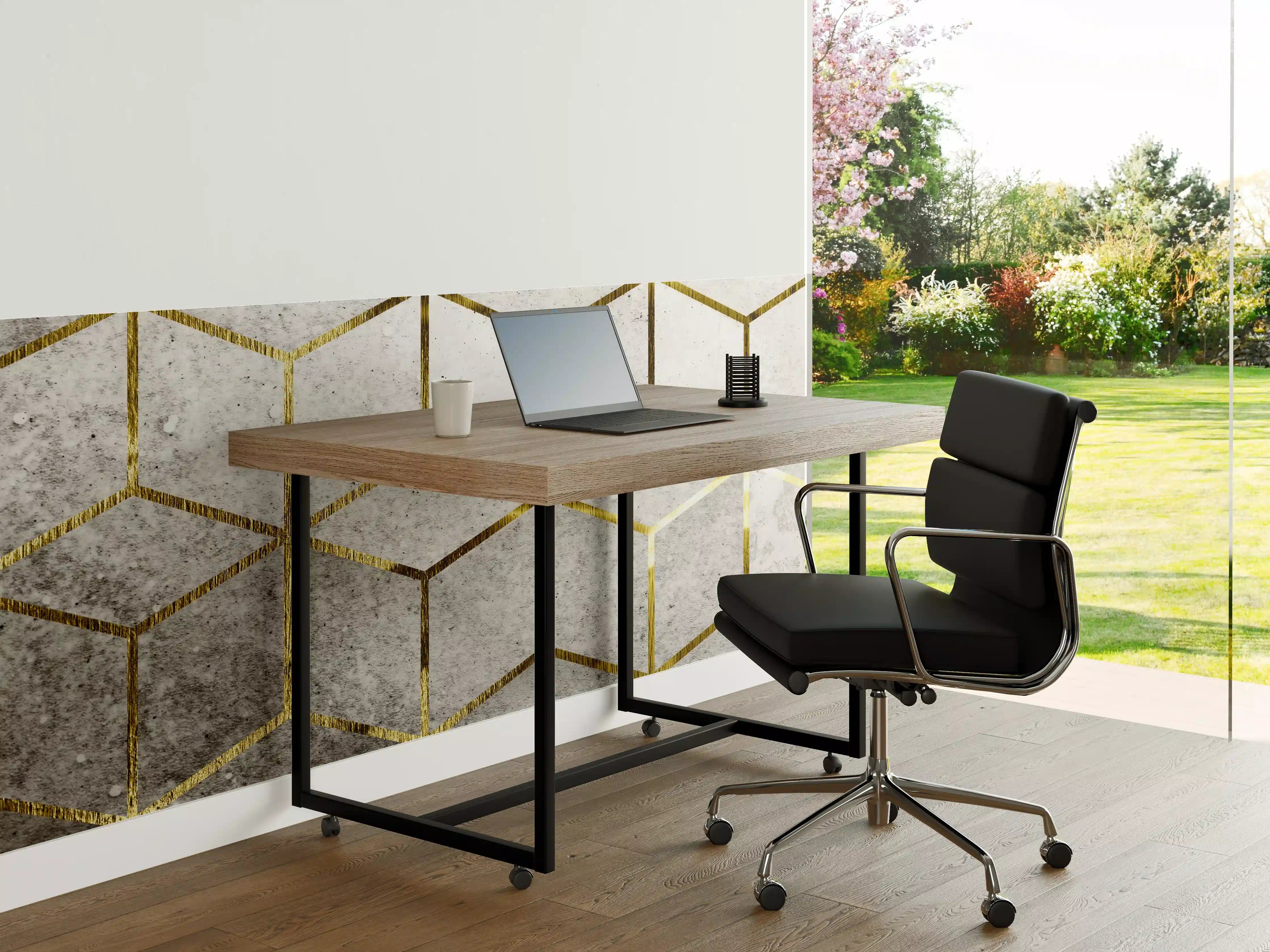 Büro Wandgestaltung - Veredeltes Mosaik-Design mit Goldakzenten