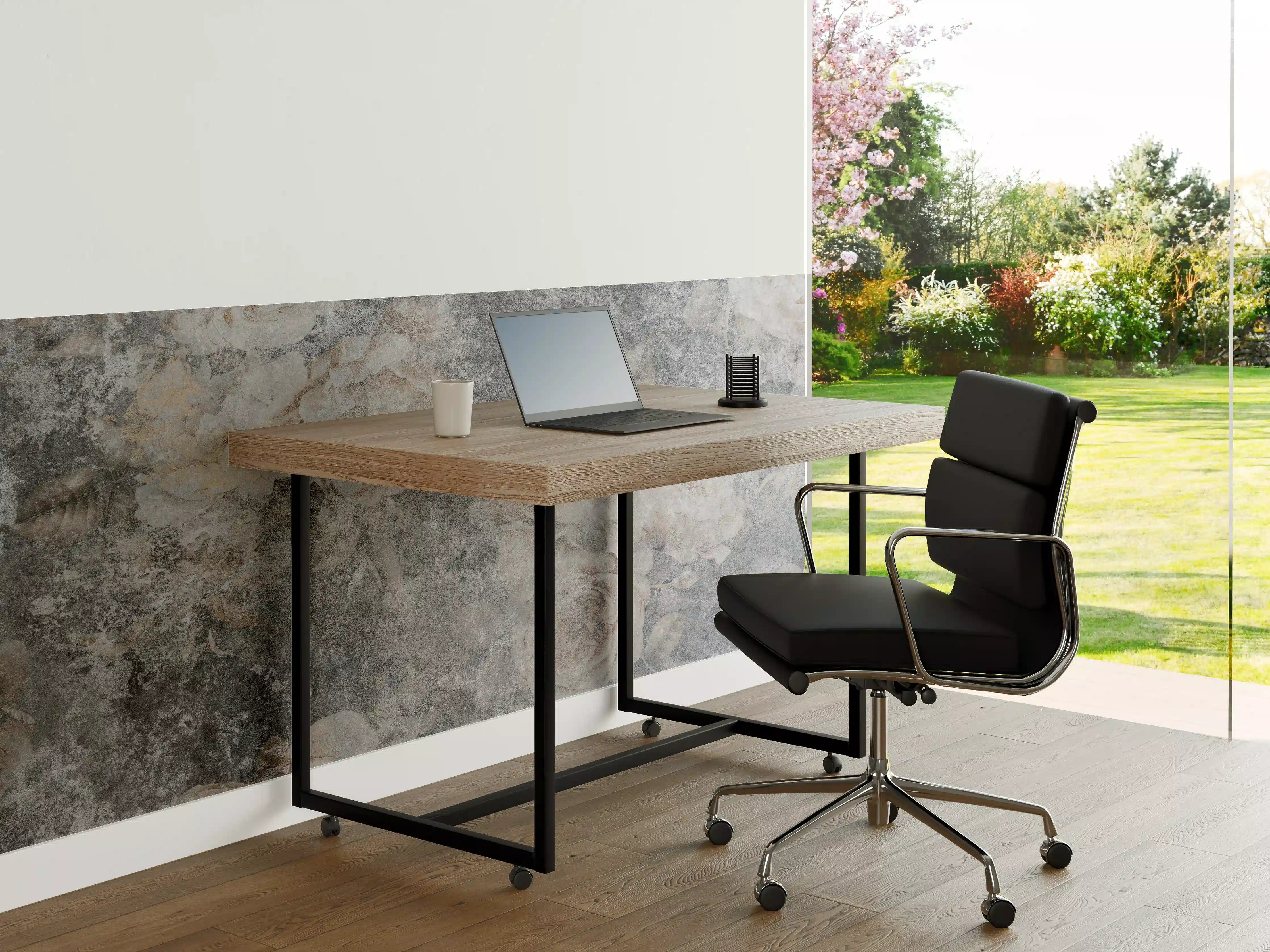 Büro Wandgestaltung - Vintage Rosenmuster 