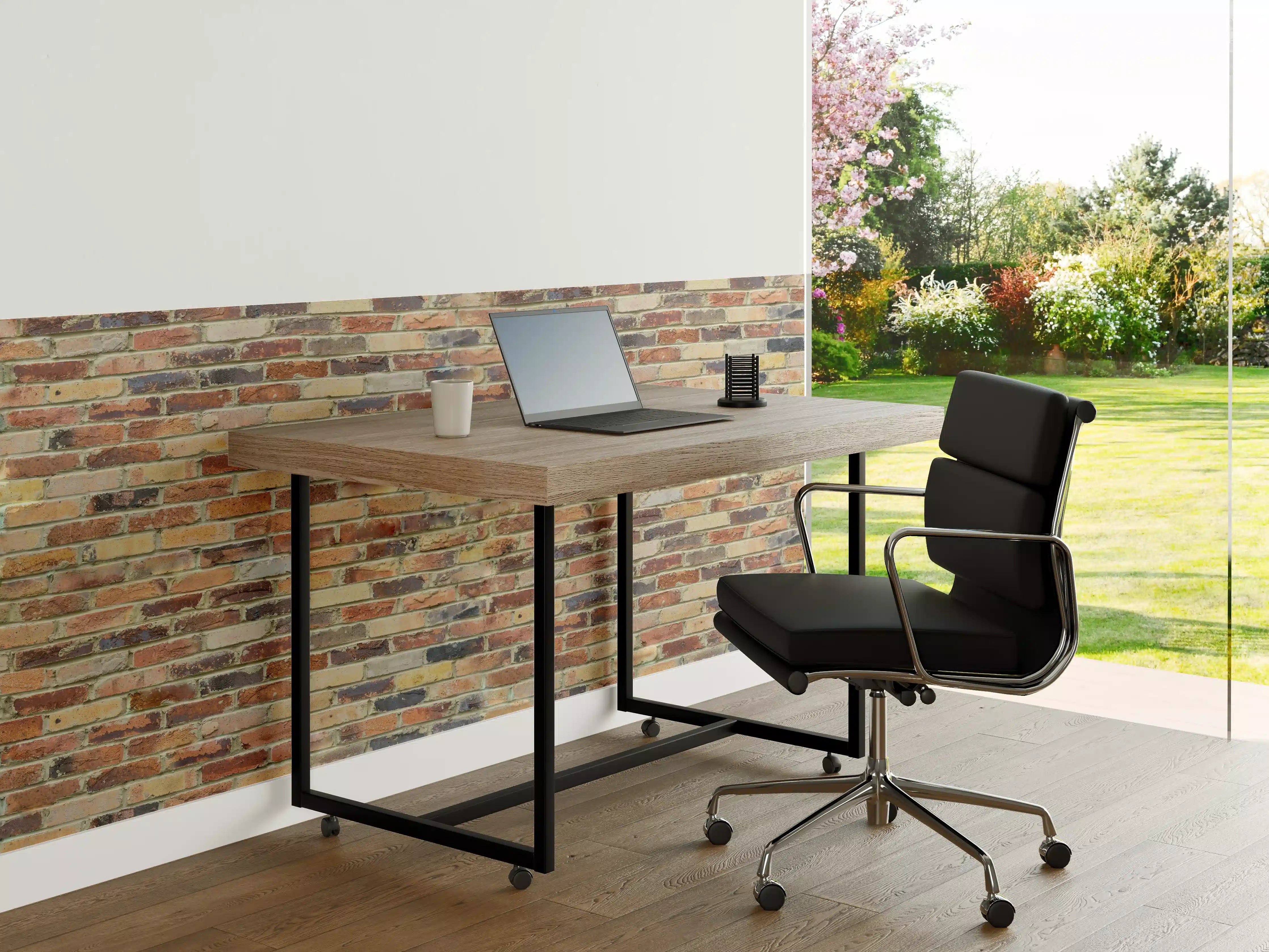 Büro Wandgestaltung - Wand aus farbigen Ziegeln