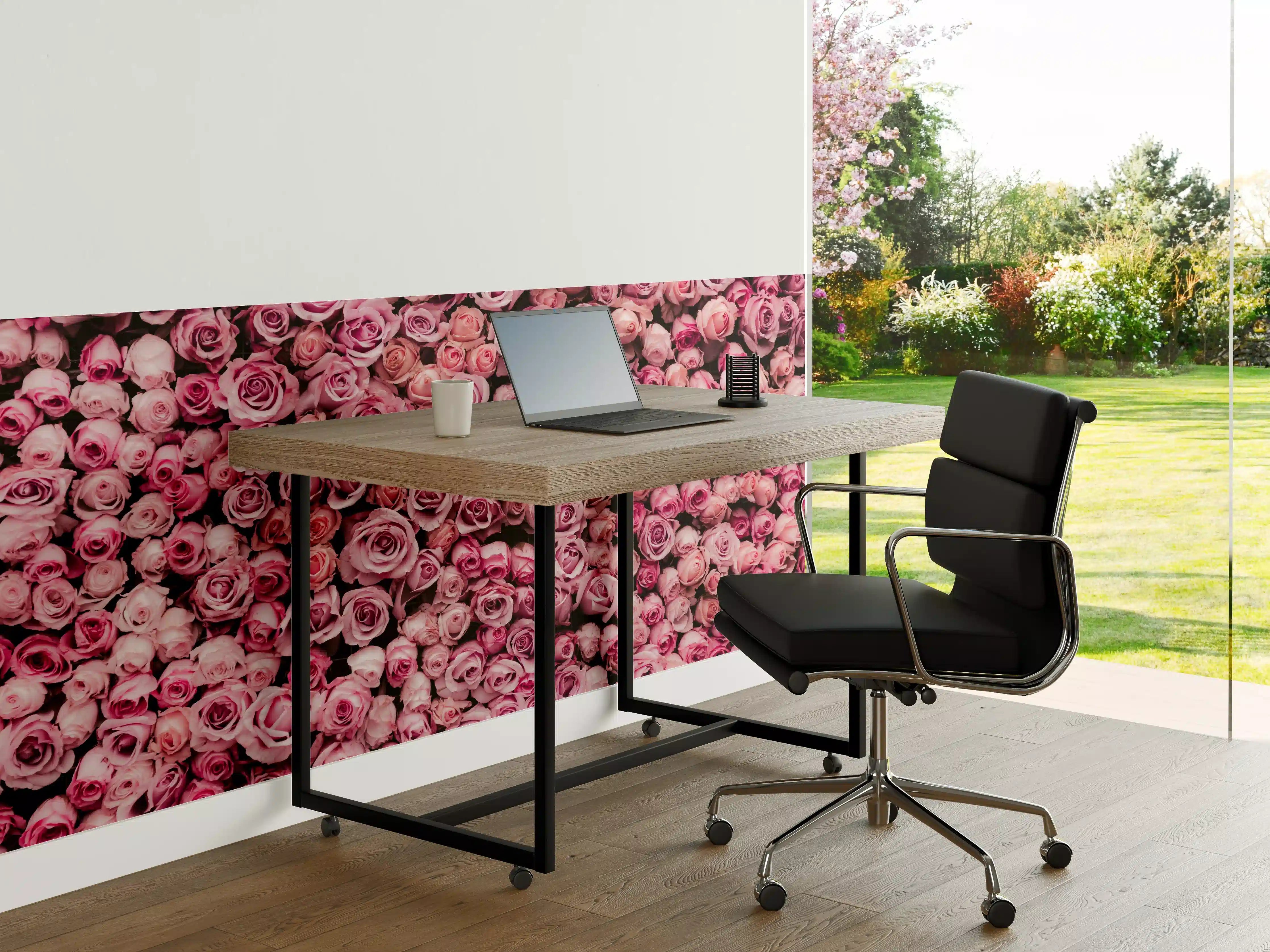 Büro Wandgestaltung - Wand aus frischen Rosen