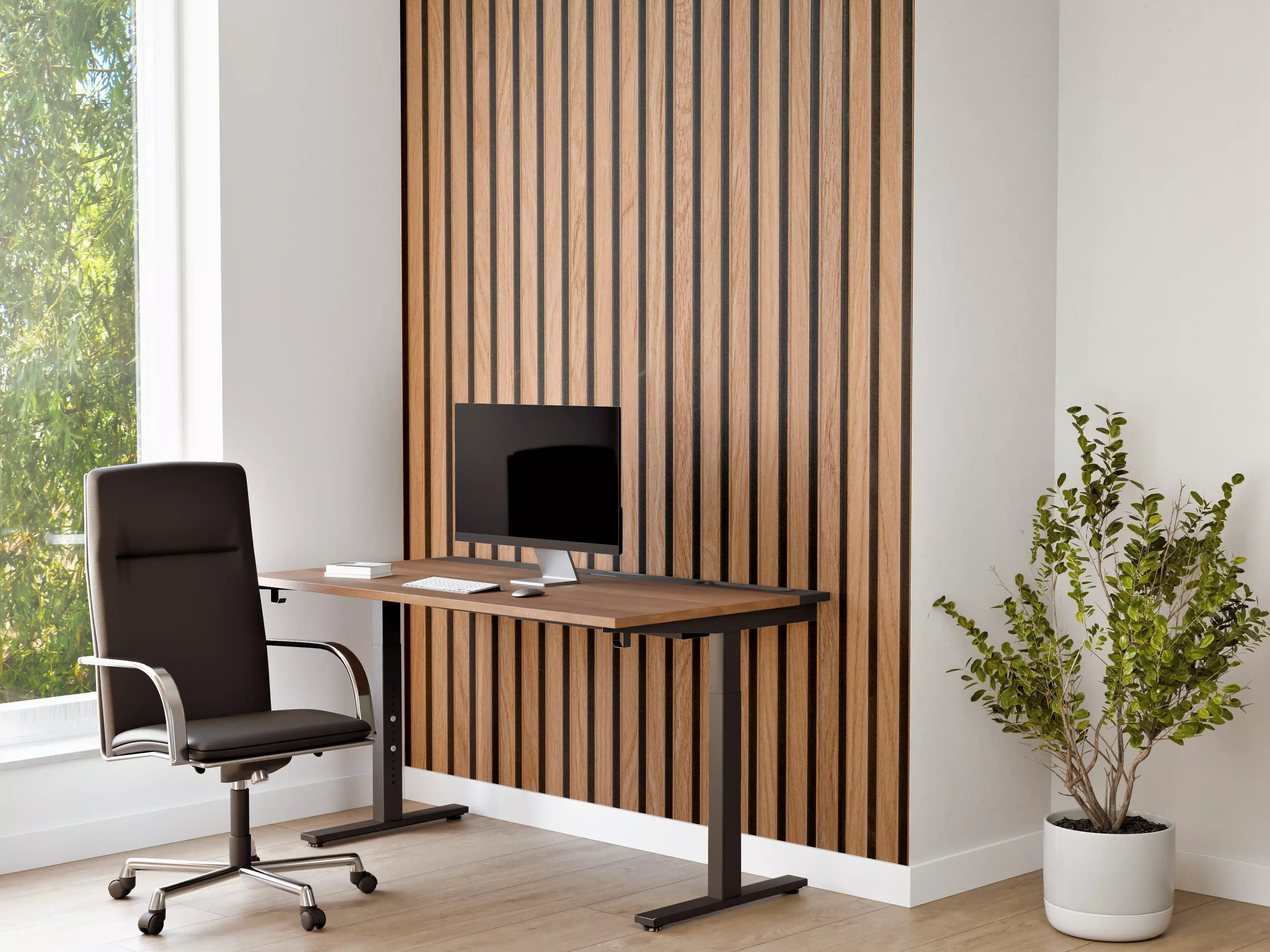 Büro Wandgestaltung - Warme Holzlamellen