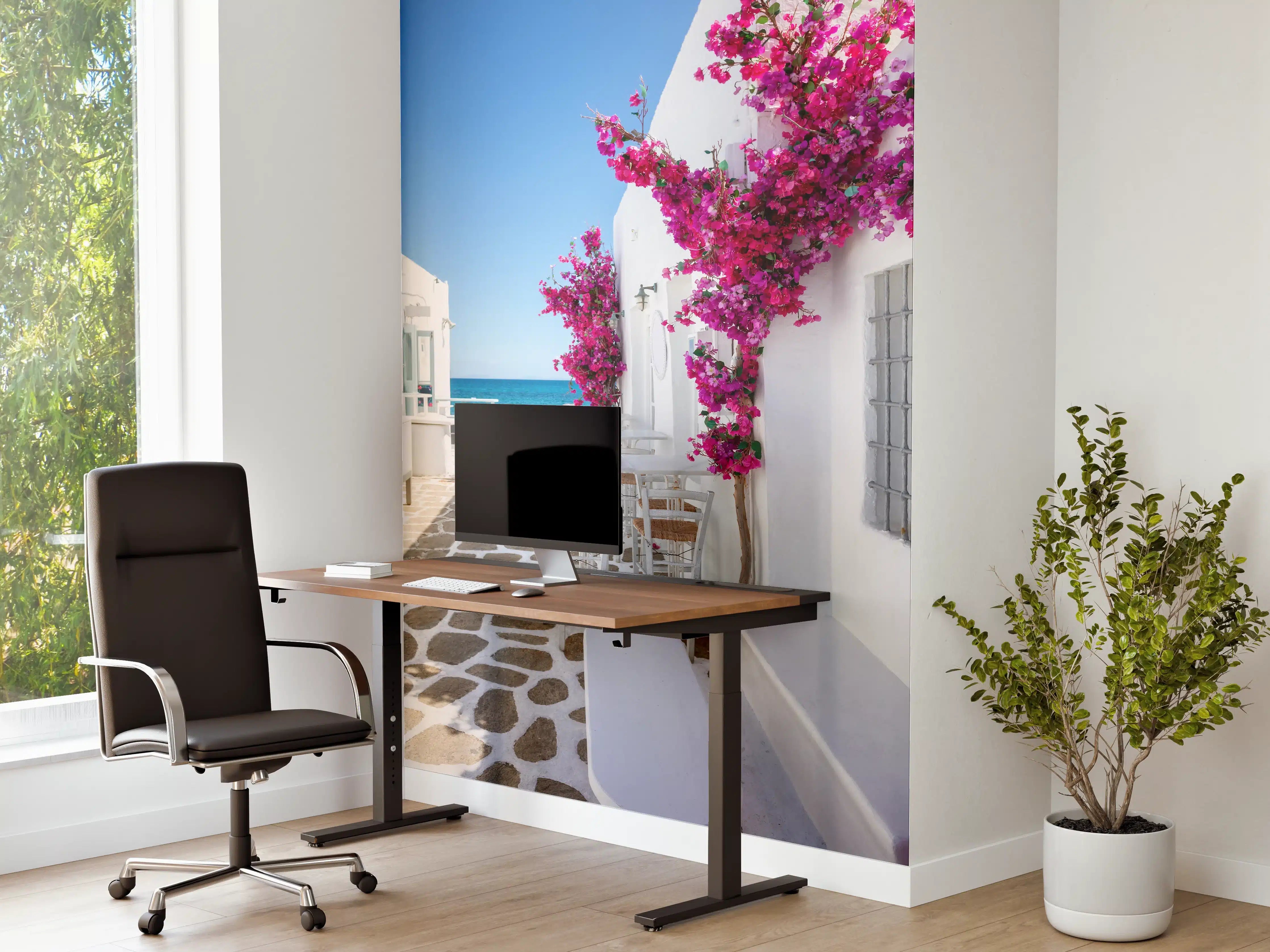 Büro Wandgestaltung - Weiße Gasse mit Oleander Blumen in Mykonos