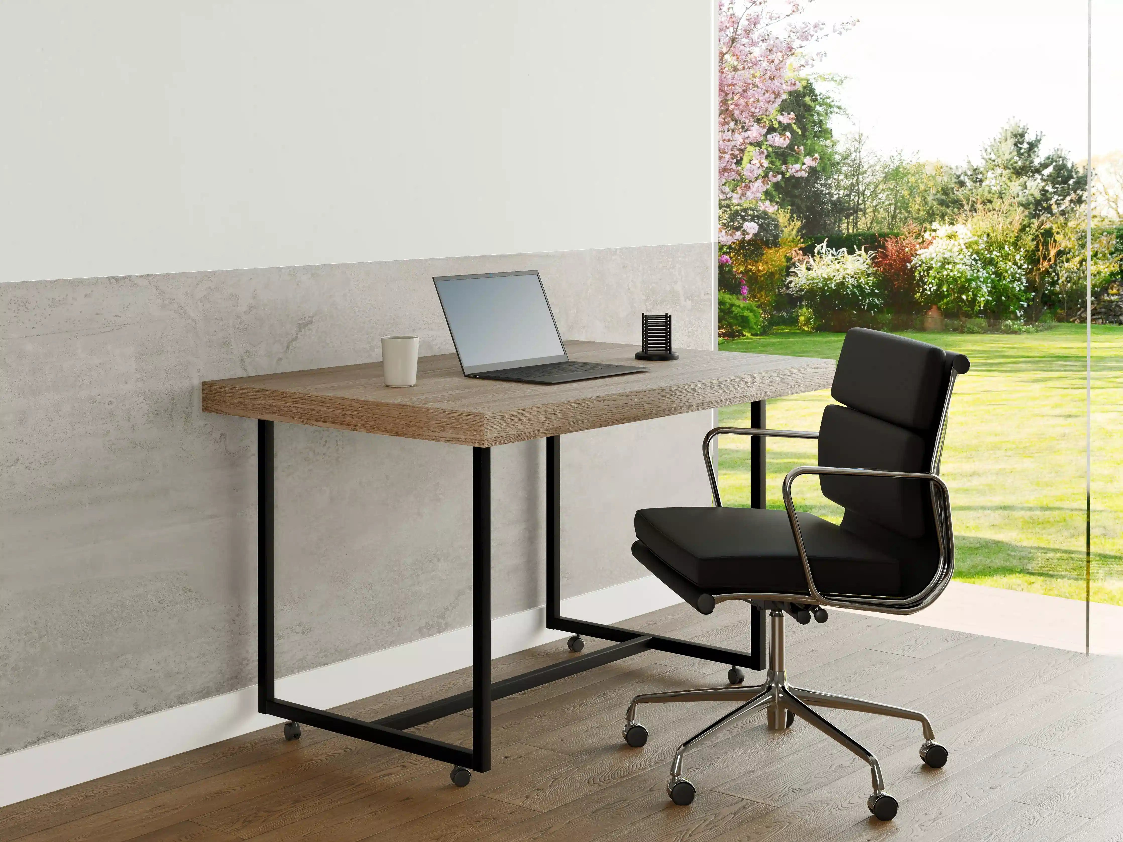 Büro Wandgestaltung - Weißer Wandhintergrund