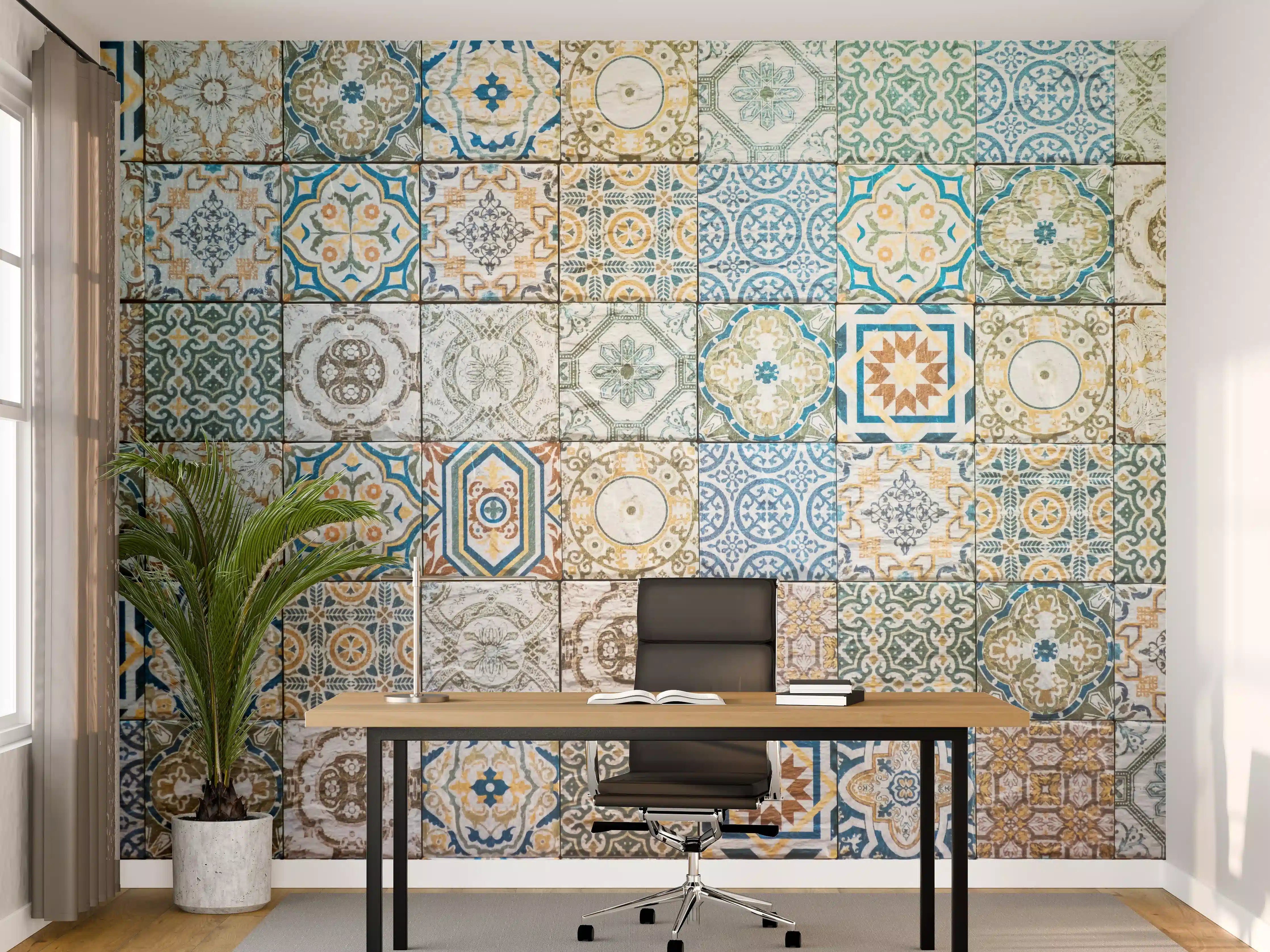 Büro Wandgestaltung - buntes Mosaik im spanischen Stil