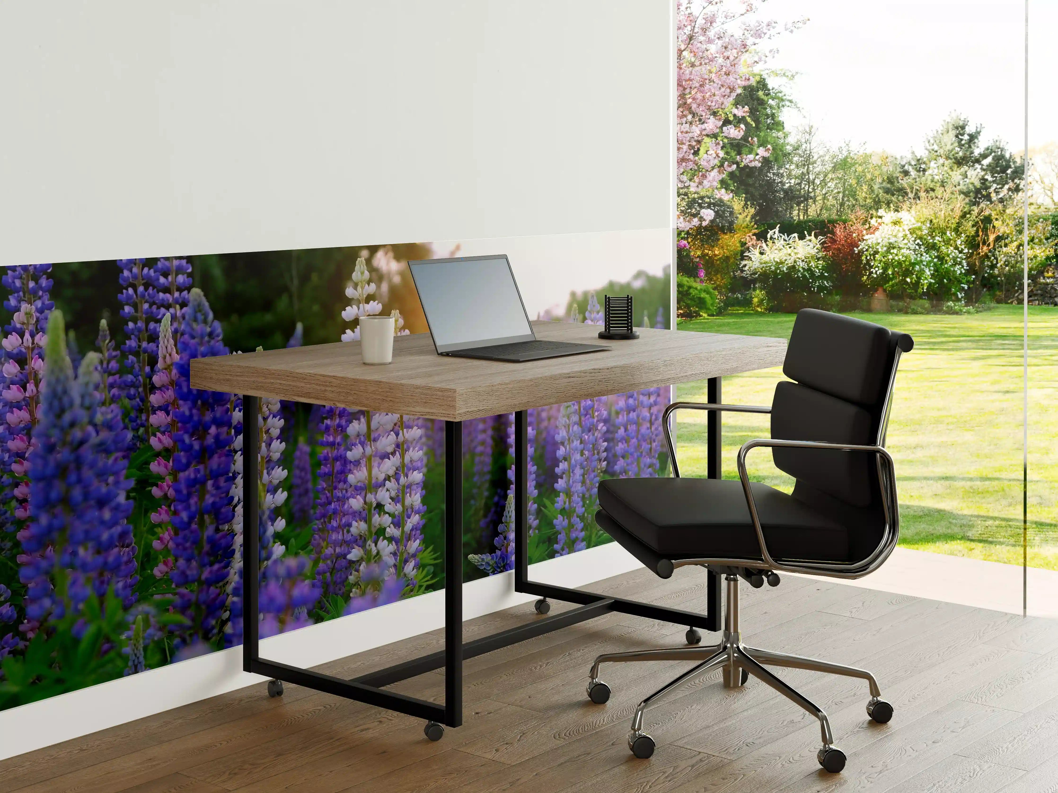 Büro Wandgestaltung - lila-rosa Lupine Blumen 