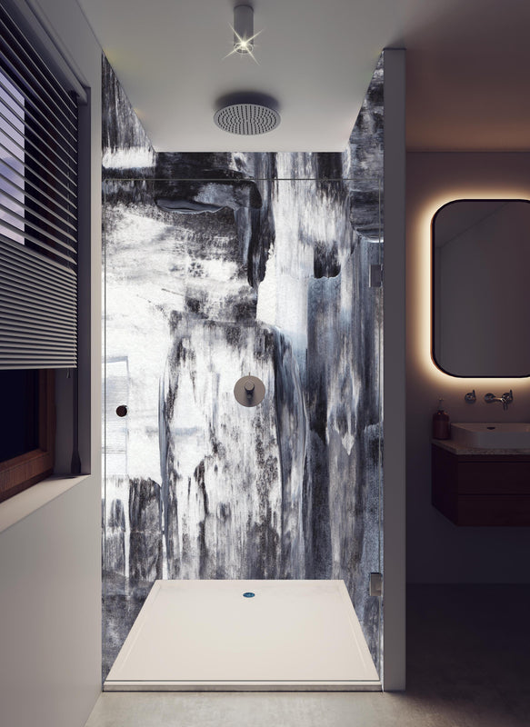 Duschrückwand - Acryl Gemälde - Schwarz-weiß in hellem Badezimmer mit Regenduschkopf  - zweiteilige Eck-Duschrückwand