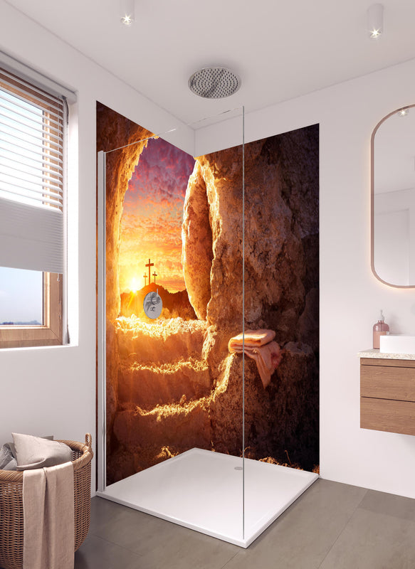 Duschrückwand - Ausblick auf Kreuzigung aus einer Höhle bei Sonnenaufgang in hellem Badezimmer mit Regenduschkopf  - zweiteilige Eck-Duschrückwand