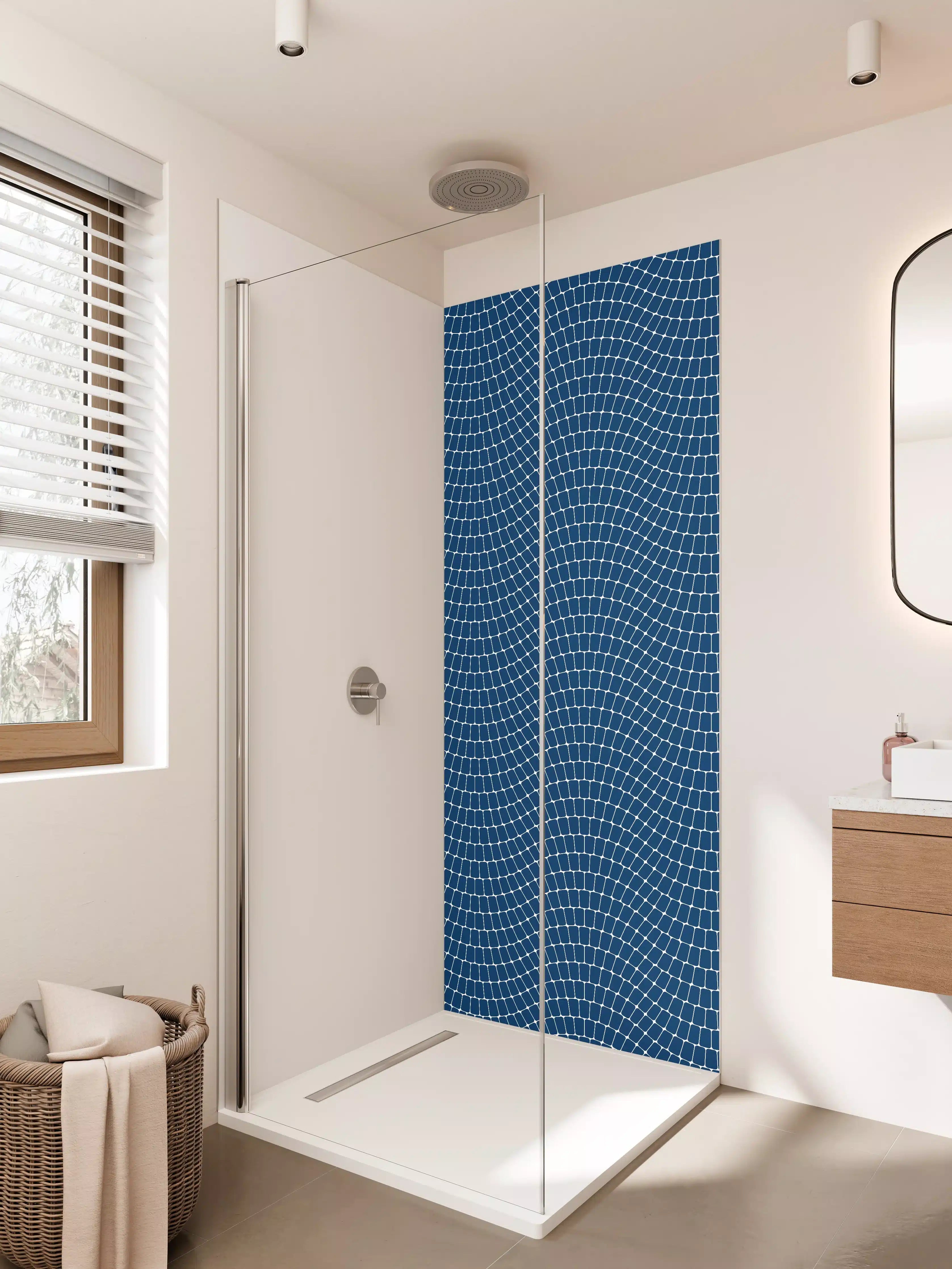 Duschrückwand - Blaue, geometrische Mosaikstruktur