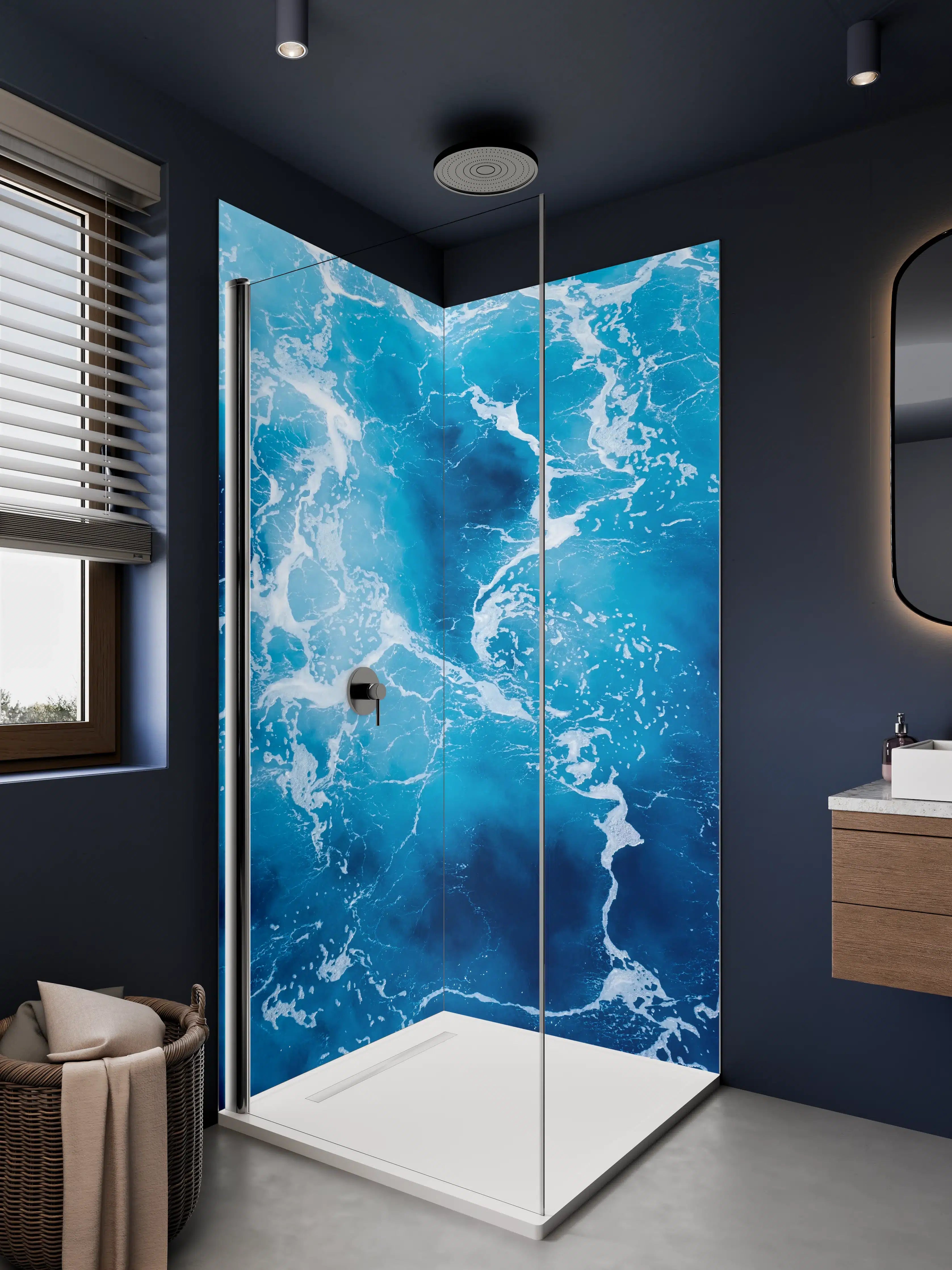Duschrückwand - Blaues Wasser mit weißer Gischt
