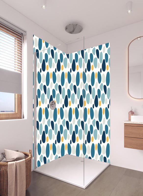 Duschrückwand - Bunte Nordische Abstrakte Nahtlose Textur in hellem Badezimmer mit Regenduschkopf  - zweiteilige Eck-Duschrückwand
