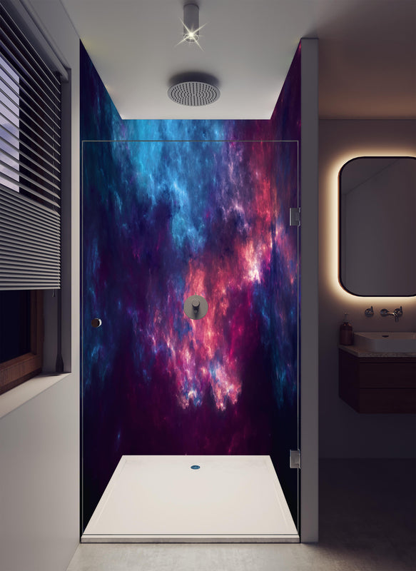 Duschrückwand - Fiktiver Weltraum in luxuriöser Dusche mit Regenduschkopf