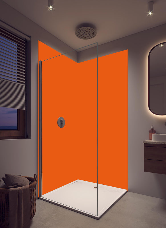 Duschrückwand - RAL 2004 (Reines Orange) in luxuriöser Dusche mit Regenduschkopf